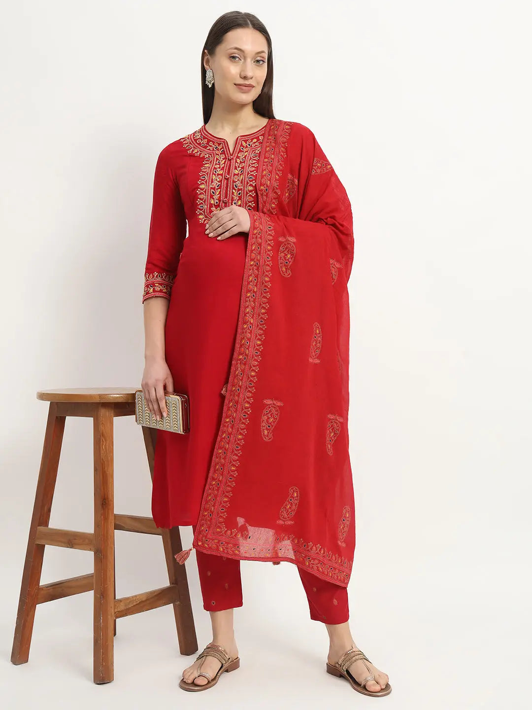 MUMZHUG Embroided Straight Kurta & Rayon Pant & Malmal Dupatta For Maternity & Feeding Purpose mumzhug
