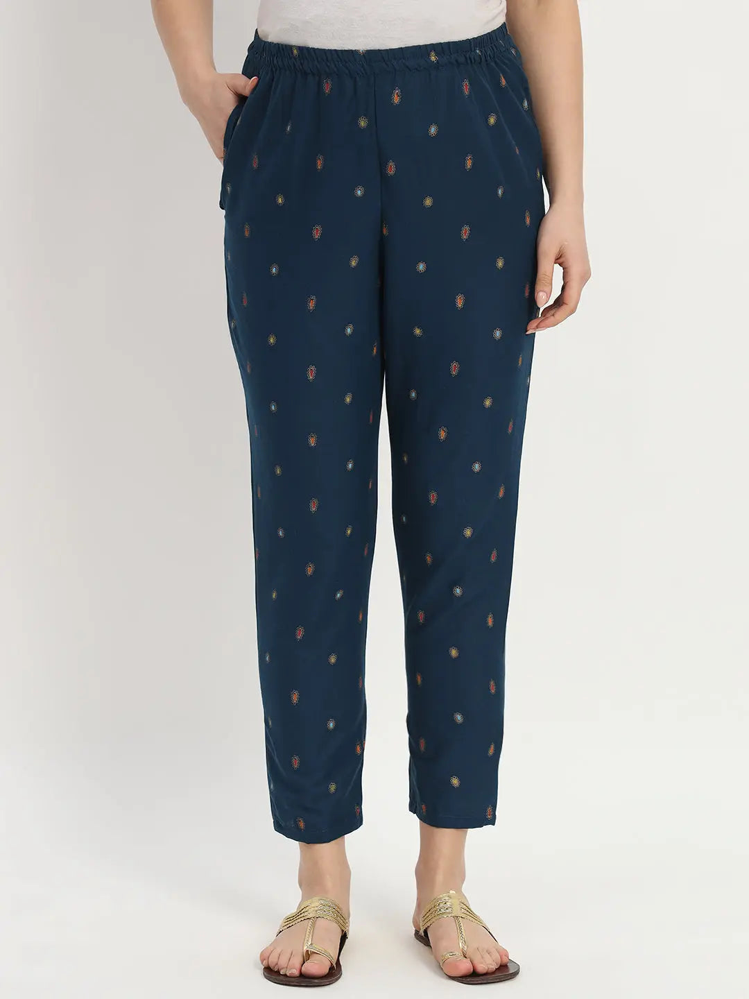 MUMZHUG Embroided Straight Kurta & Rayon Pant & Malmal Dupatta For Maternity & Feeding Purpose mumzhug