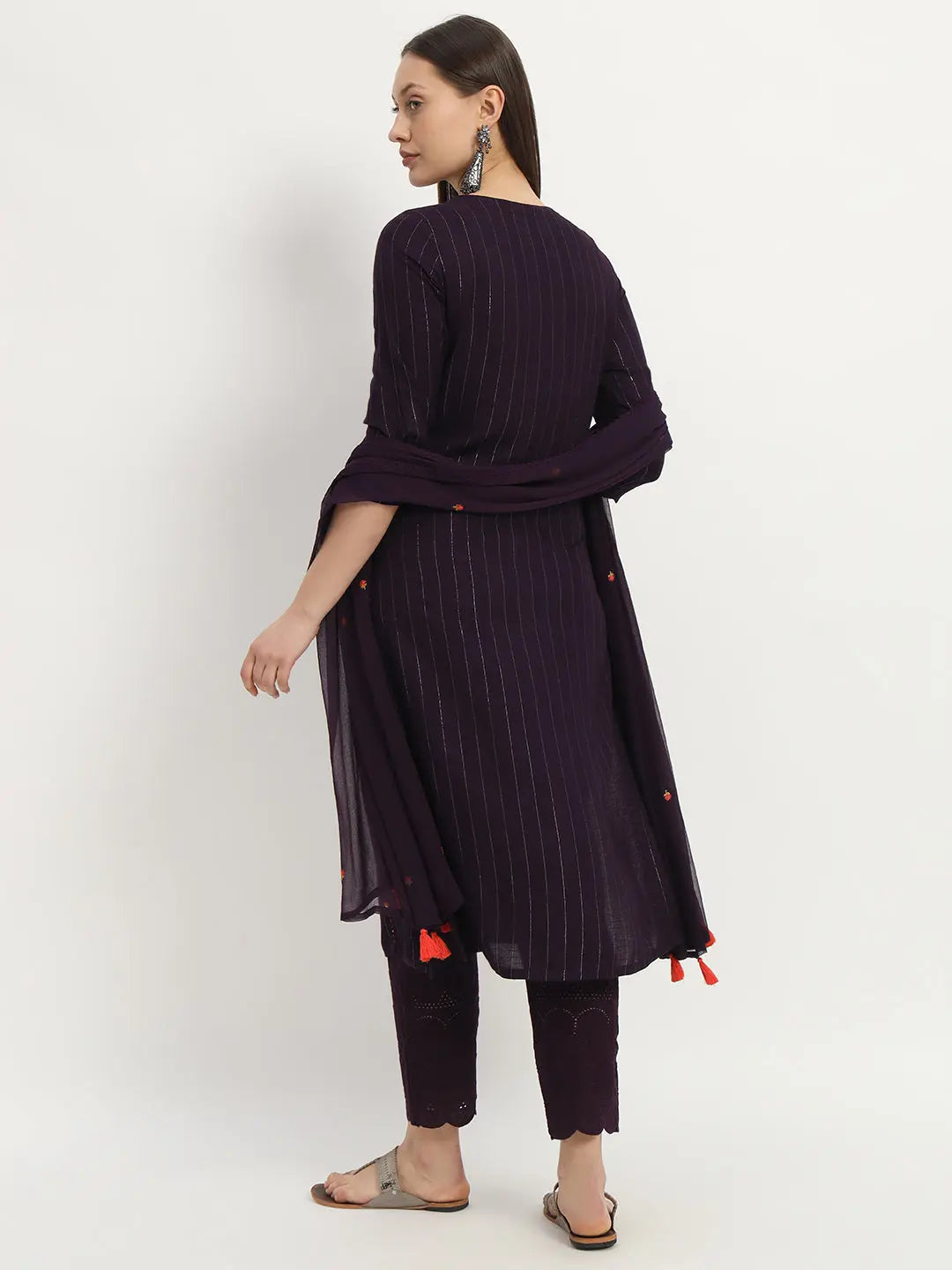 mumzhug Women Floral Embroidered Regular Thread Work Kurta with Trousers With Dupatta mumzhug