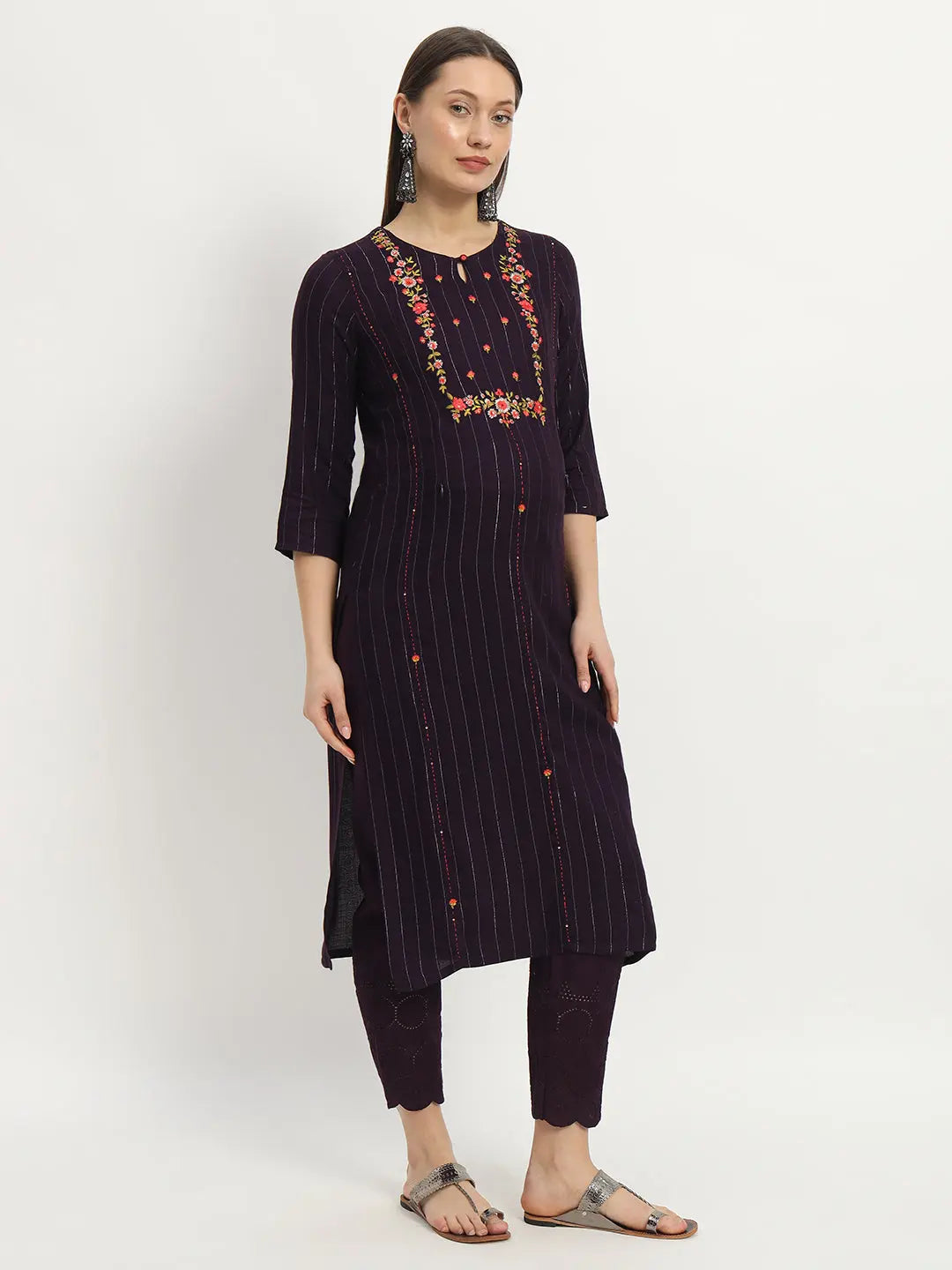 mumzhug Women Floral Embroidered Regular Thread Work Kurta with Trousers With Dupatta mumzhug