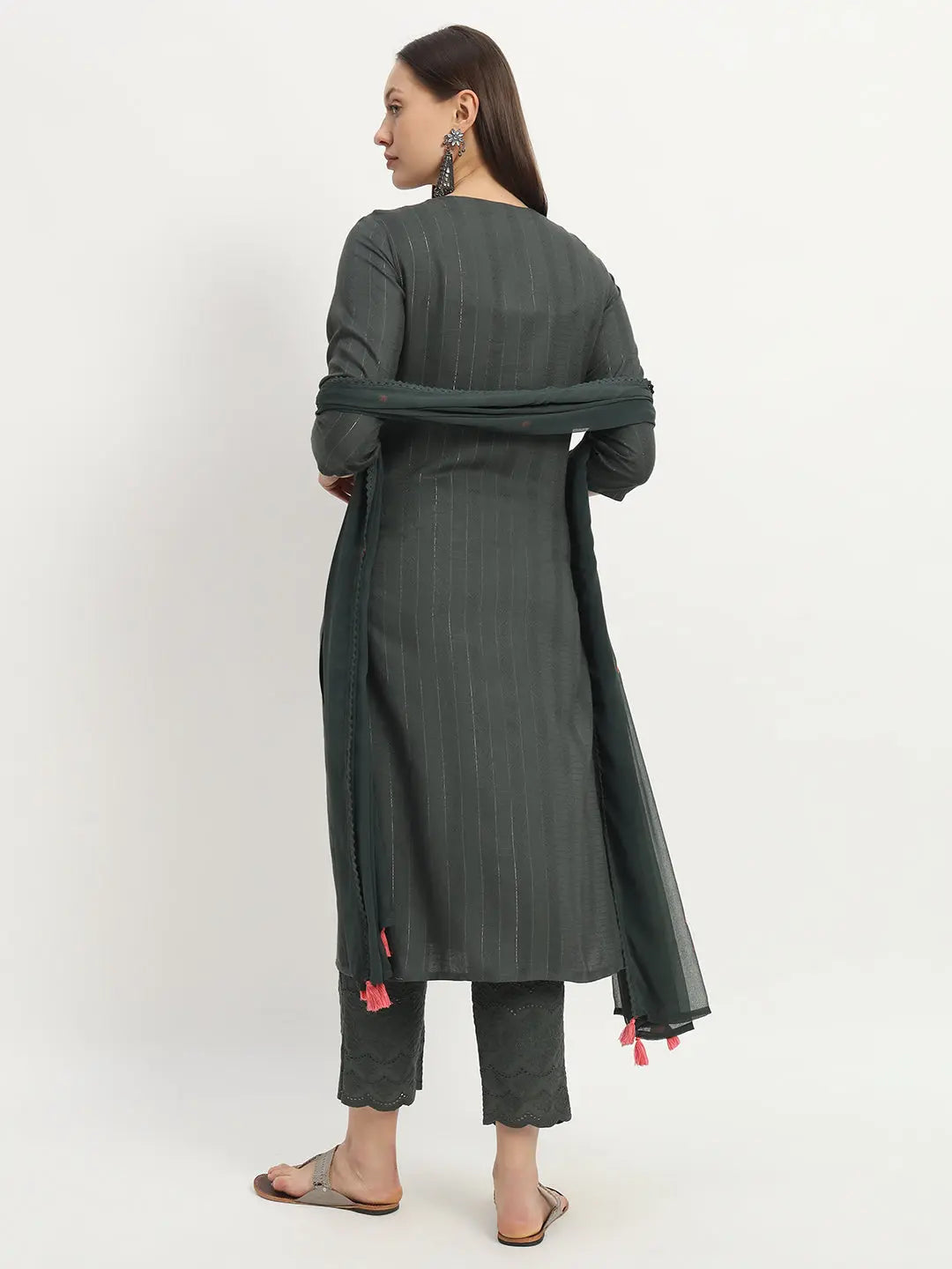 mumzhug Women Floral Embroidered Regular Thread Work Kurta with Trousers With Dupatta mumzhug