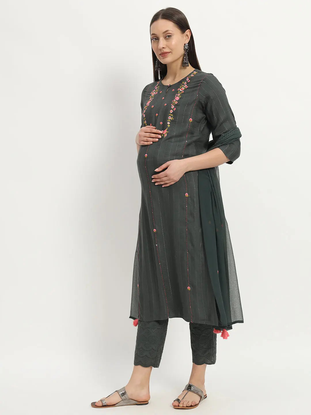mumzhug Women Floral Embroidered Regular Thread Work Kurta with Trousers With Dupatta mumzhug