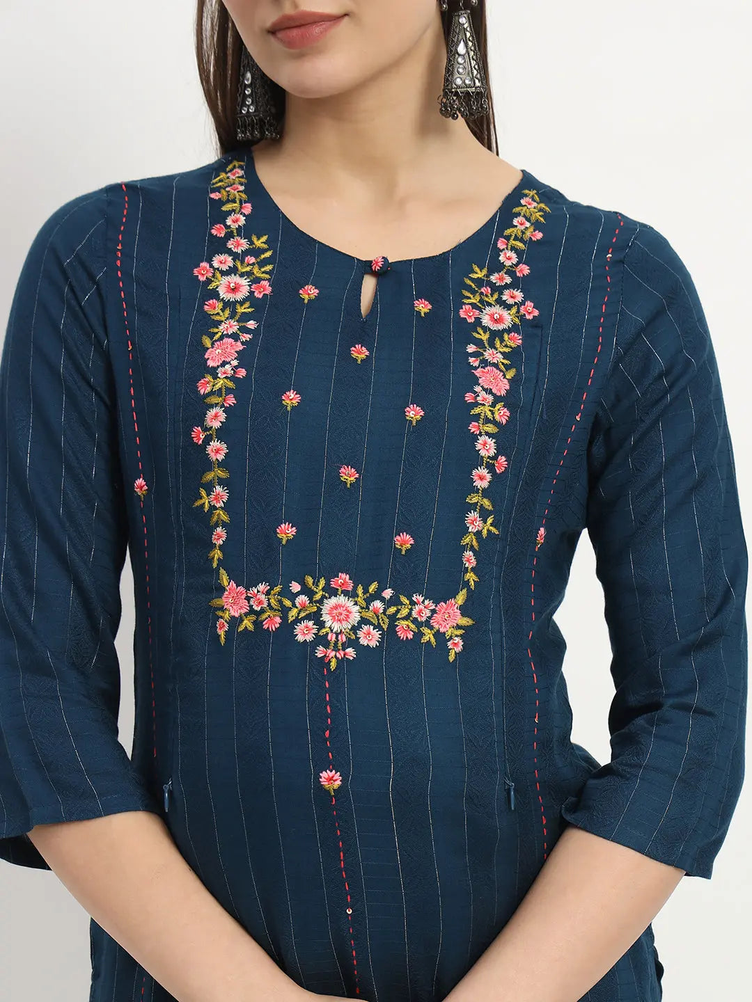 mumzhug Women Floral Embroidered Regular Thread Work Kurta with Trousers With Dupatta mumzhug