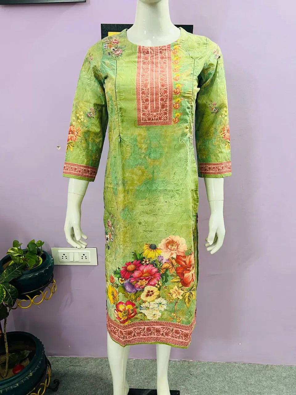 GREEN COLORED COTTON FLORAL PRINT NURSING AND FEEDING KURTA WITH BOTH SIDE FEEDING ZIPPER mumzhug