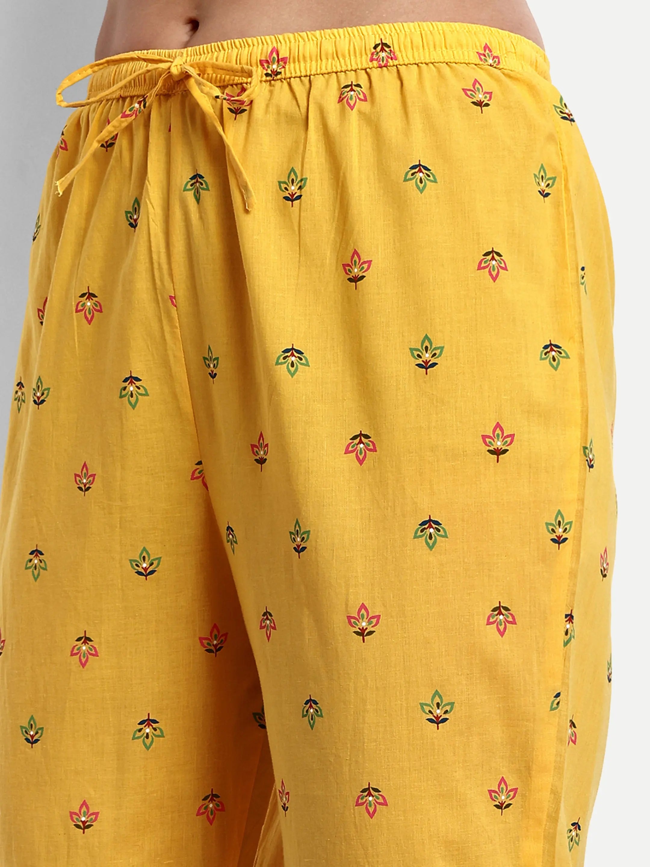 COTTON SCHIFFLI EMBROIDED KURTA PANT AND DUPATTA SET Kavita Gupta