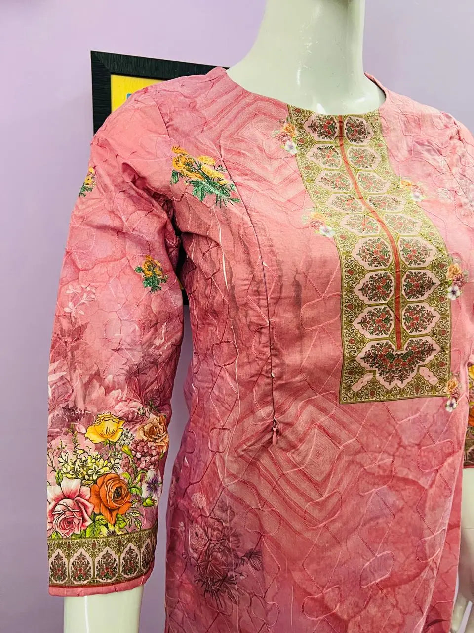 PINK COLORED COTTON FLORAL PRINT NURSING AND FEEDING KURTA WITH BOTH SIDE FEEDING ZIPPER mumzhug