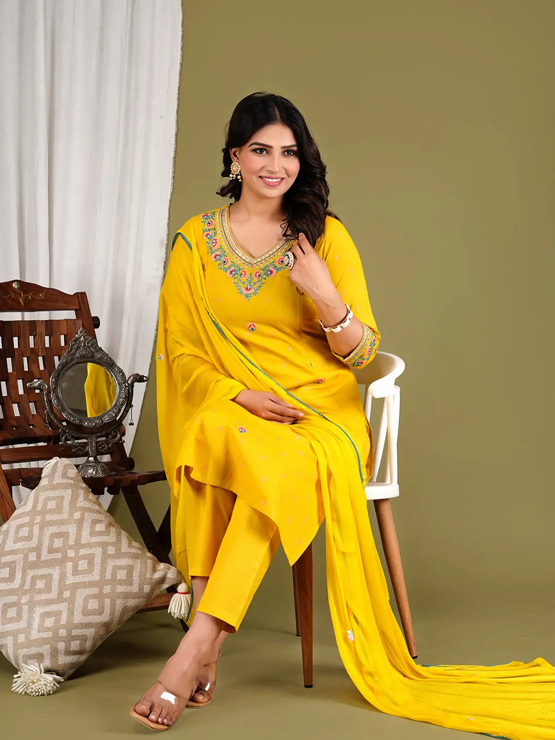 COTTON IKKAT EMBROIDED KURTA WITH ATTACHED LINING WITH PANT AND DUPATTA Kavita Gupta
