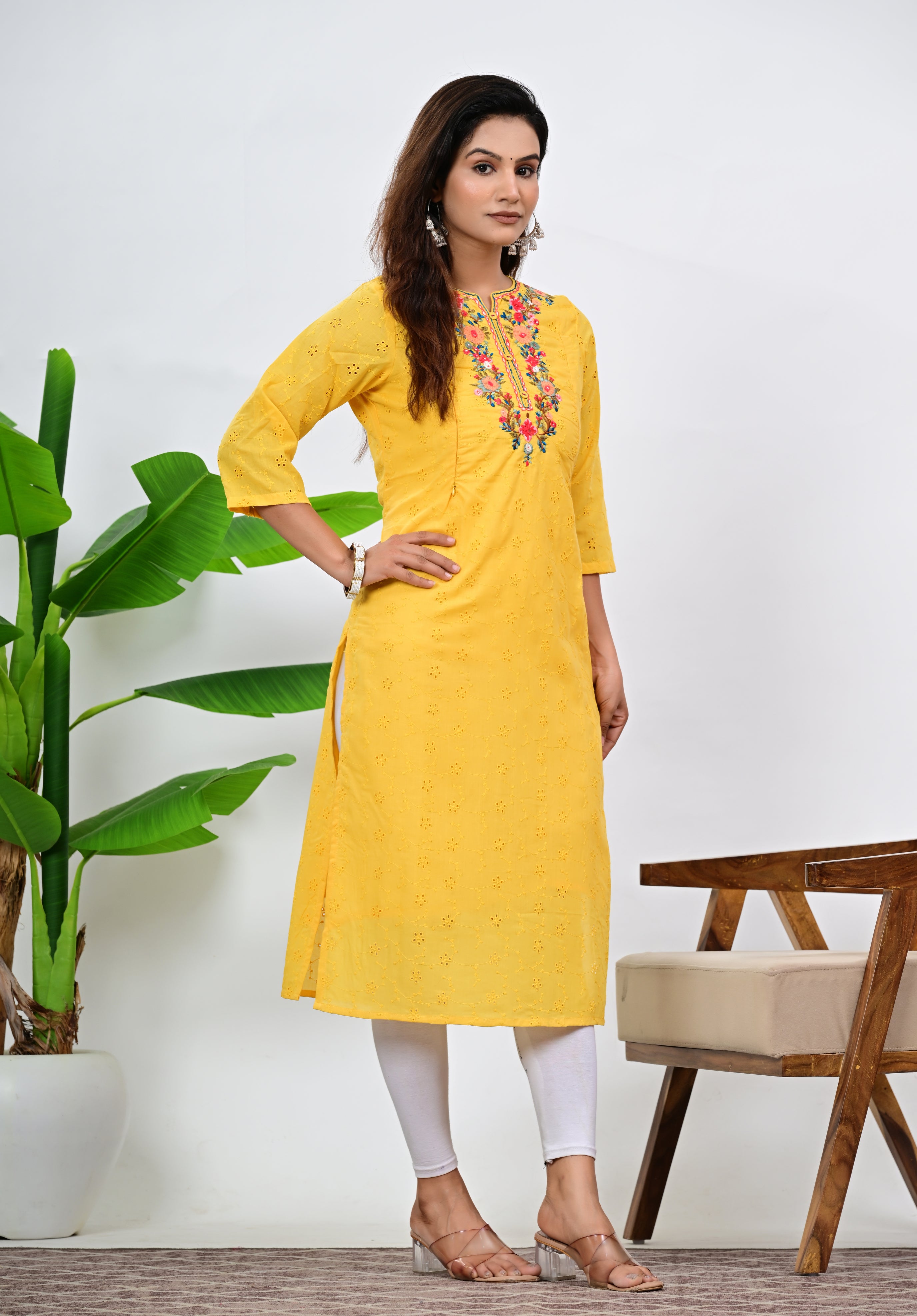 Mumzhug Pure Cotton Schiffli Embroidered Feeding Kurta with Attached Lining
