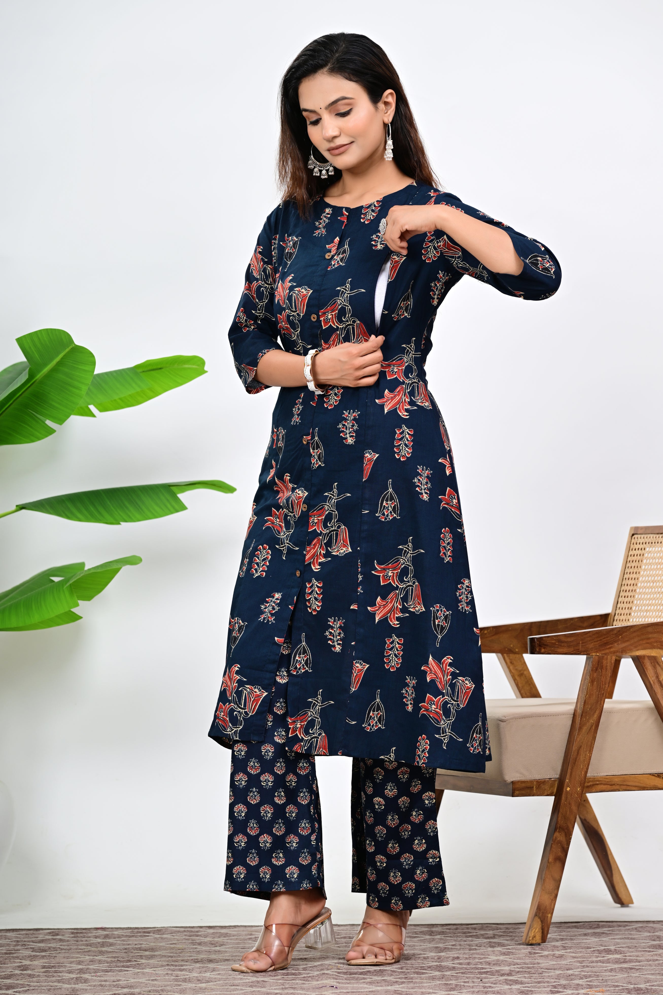 Mumzhug Navy Blue Colored Pure Cotton Jaipuri Multi Floral Print Feeding Kurta