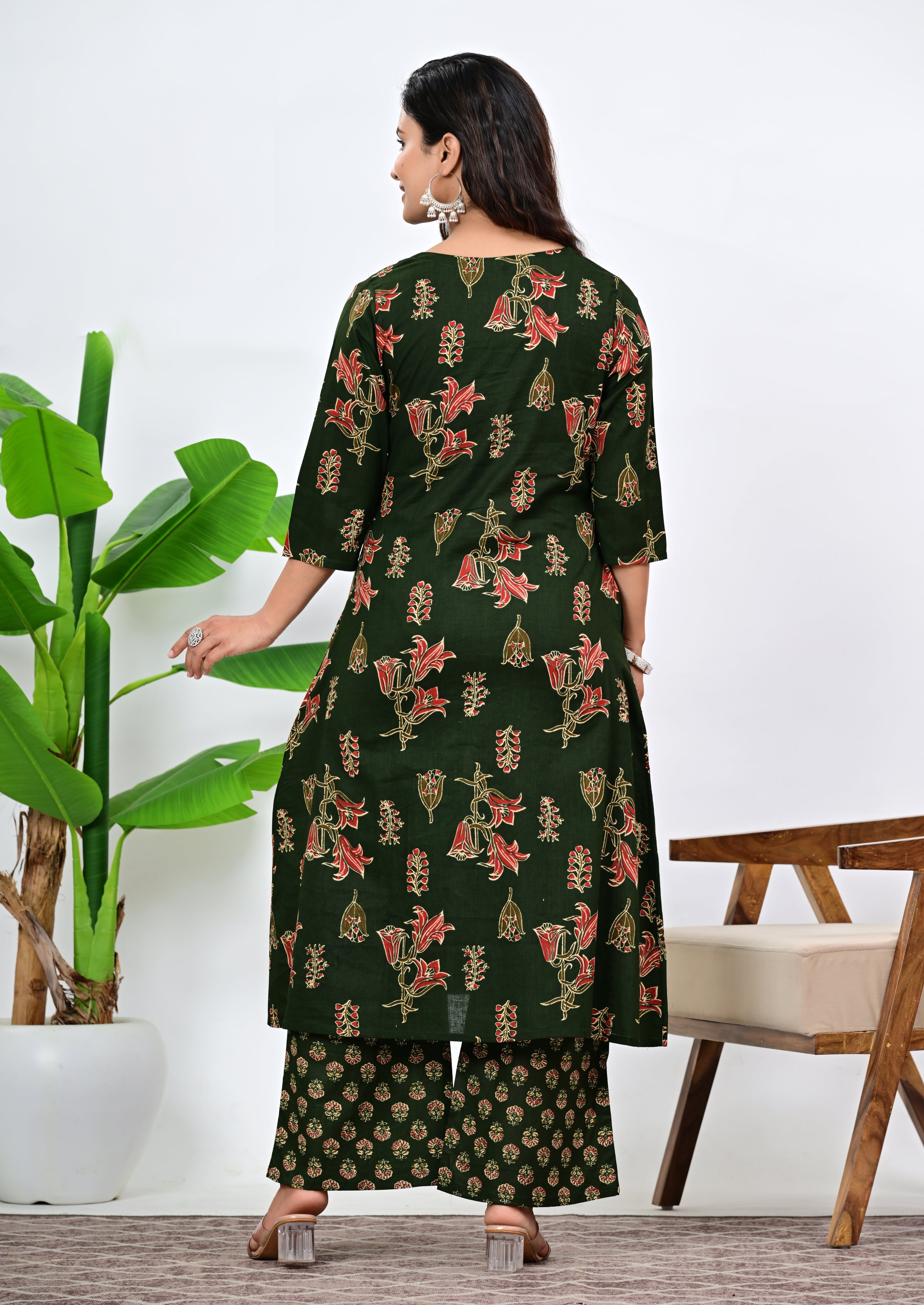 Mumzhug Olive Green Colored Pure Cotton Jaipuri Multi Floral Print Feeding Kurta