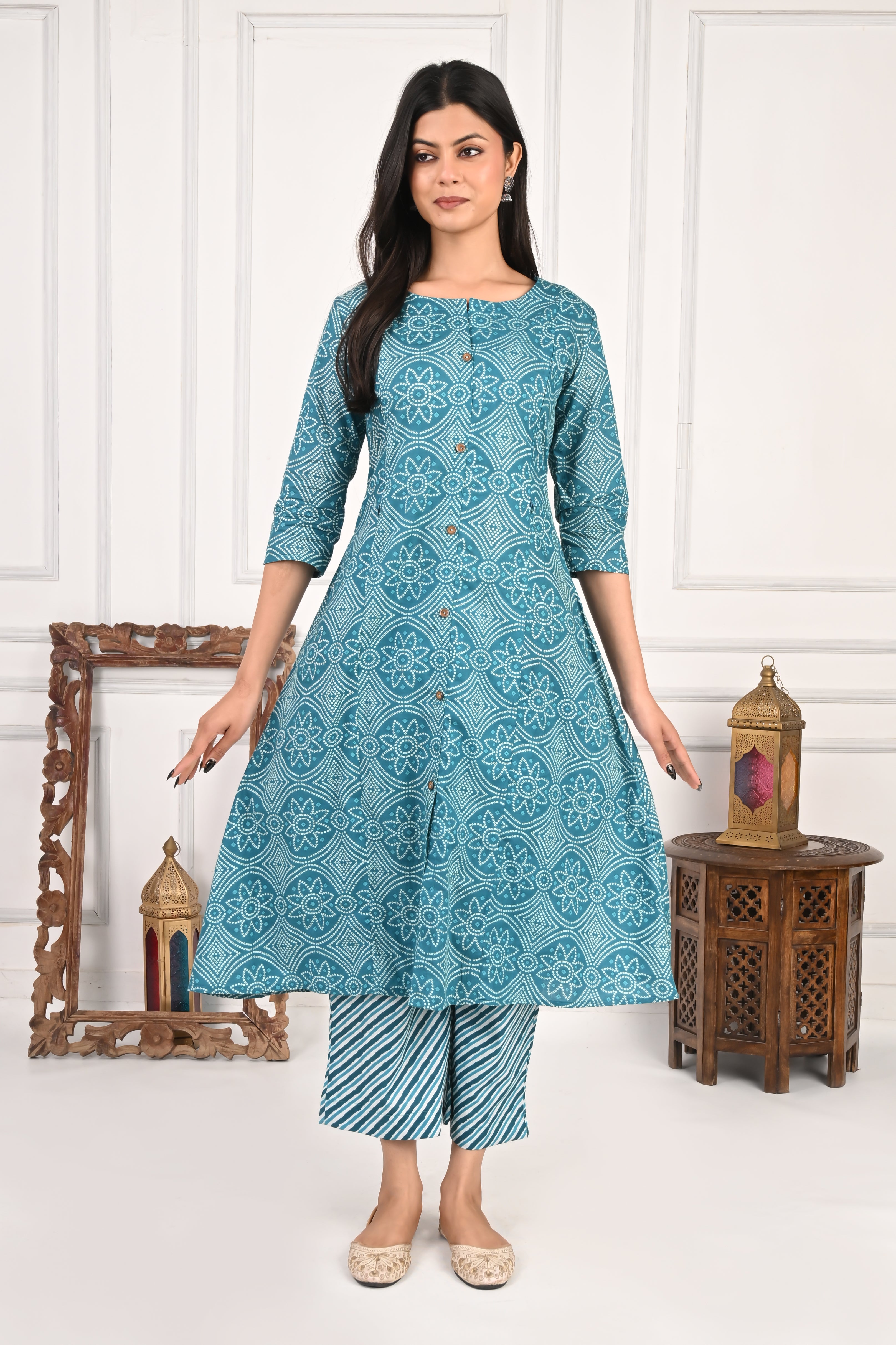 Mumzhug Pure Cotton Bandhej Jaipuri Print Feeding Cord Set