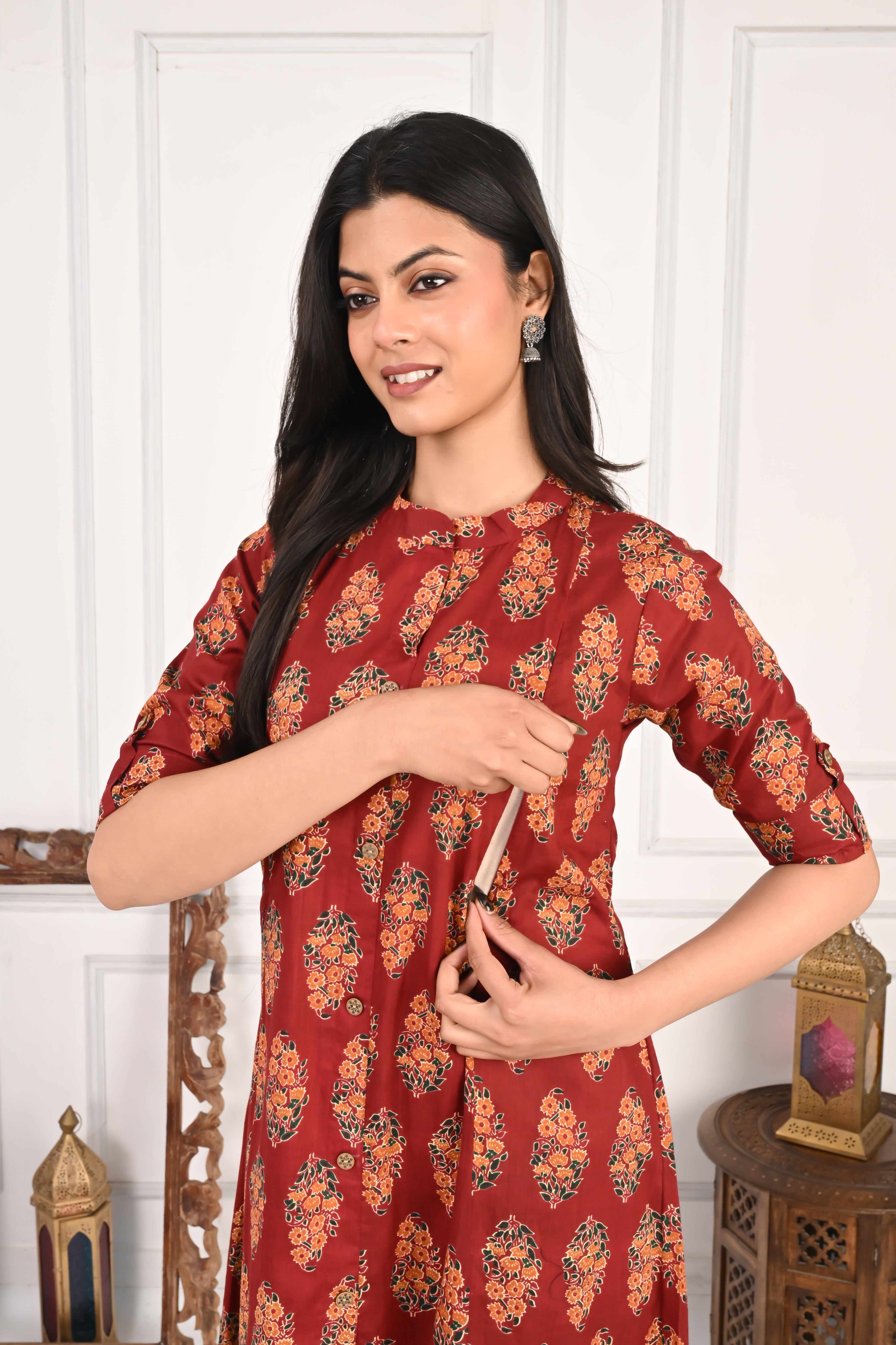 Mumzhug Pure Cotton Maroon Jaipuri Print Feeding Cord Set with Side Pocket