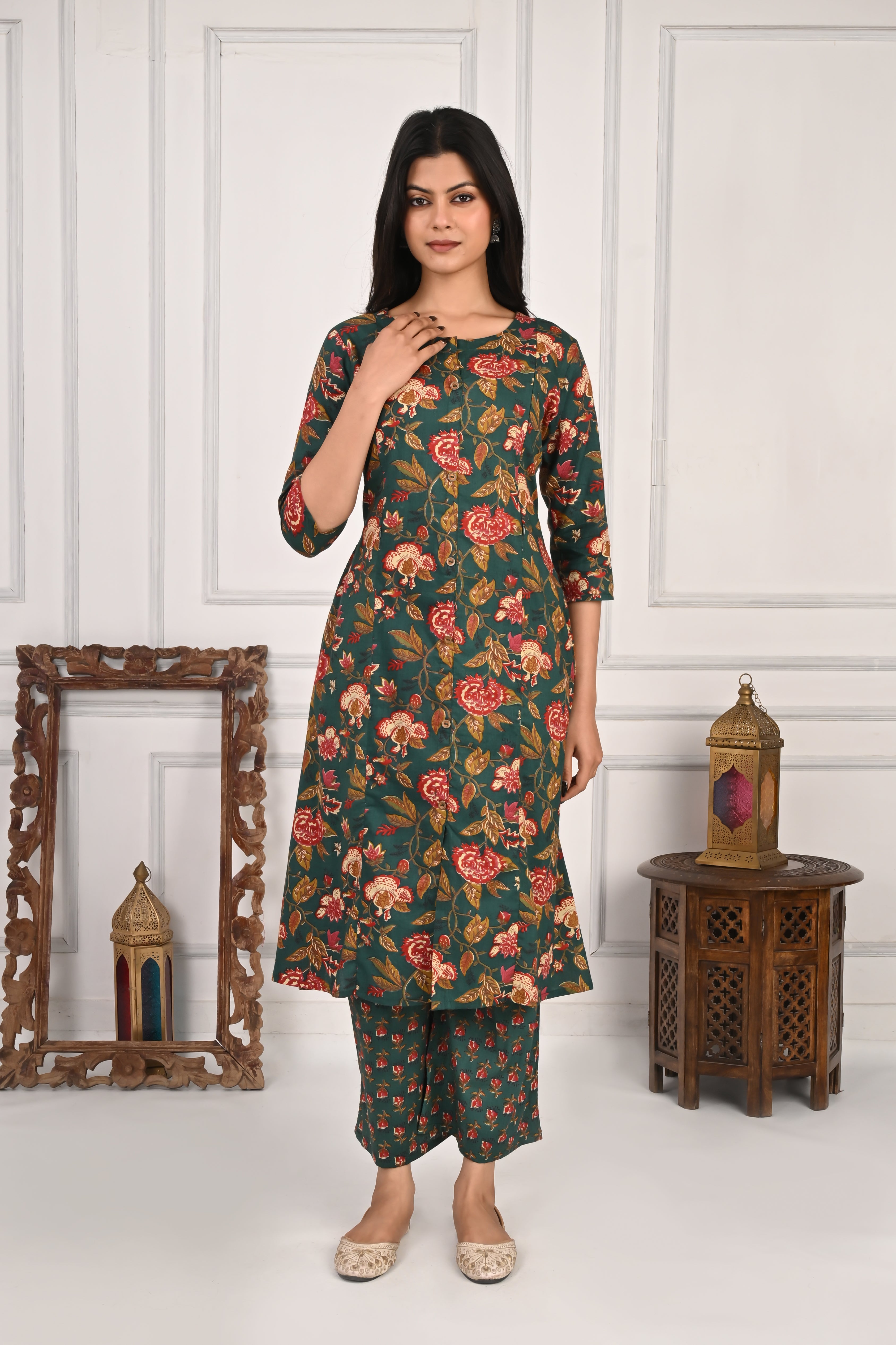 Mumzhug Pure Cotton Green Floral Print Feeding Cord Set with Both Side Feeding Zipper