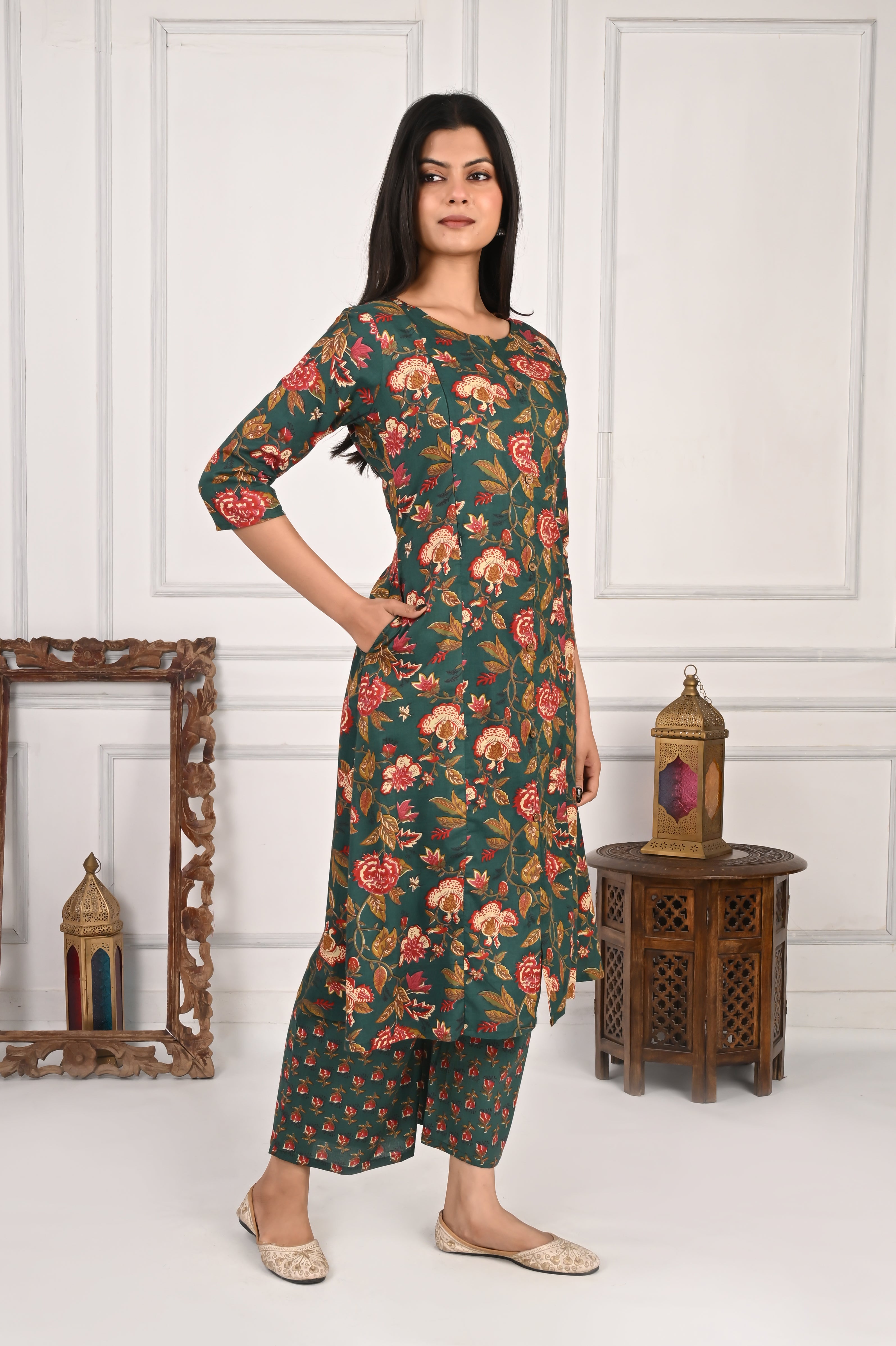 Mumzhug Pure Cotton Green Floral Print Feeding Cord Set with Both Side Feeding Zipper