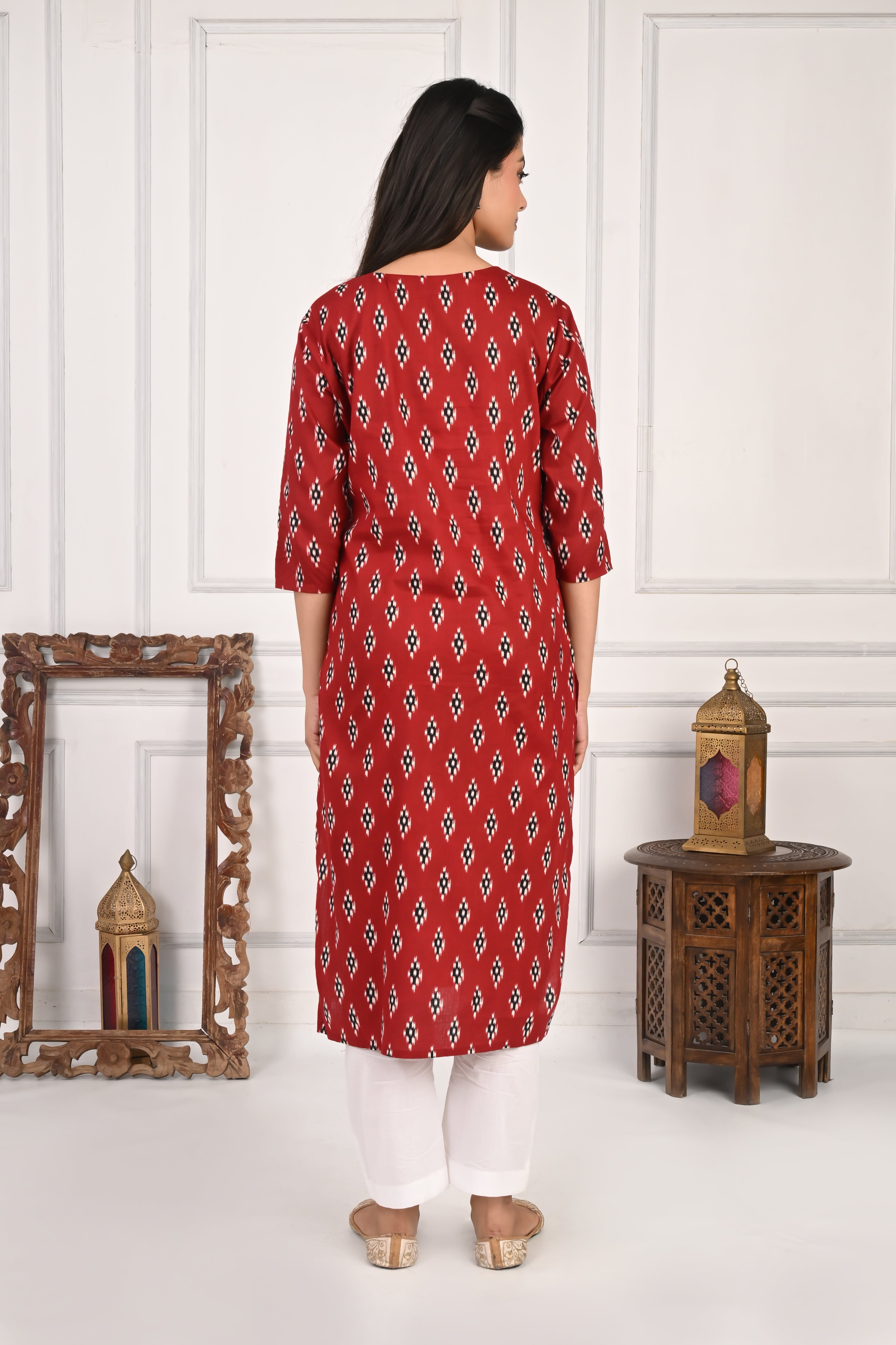 Mumzhug Maroon Ikkat Print Pure Cotton Feeding Kurta