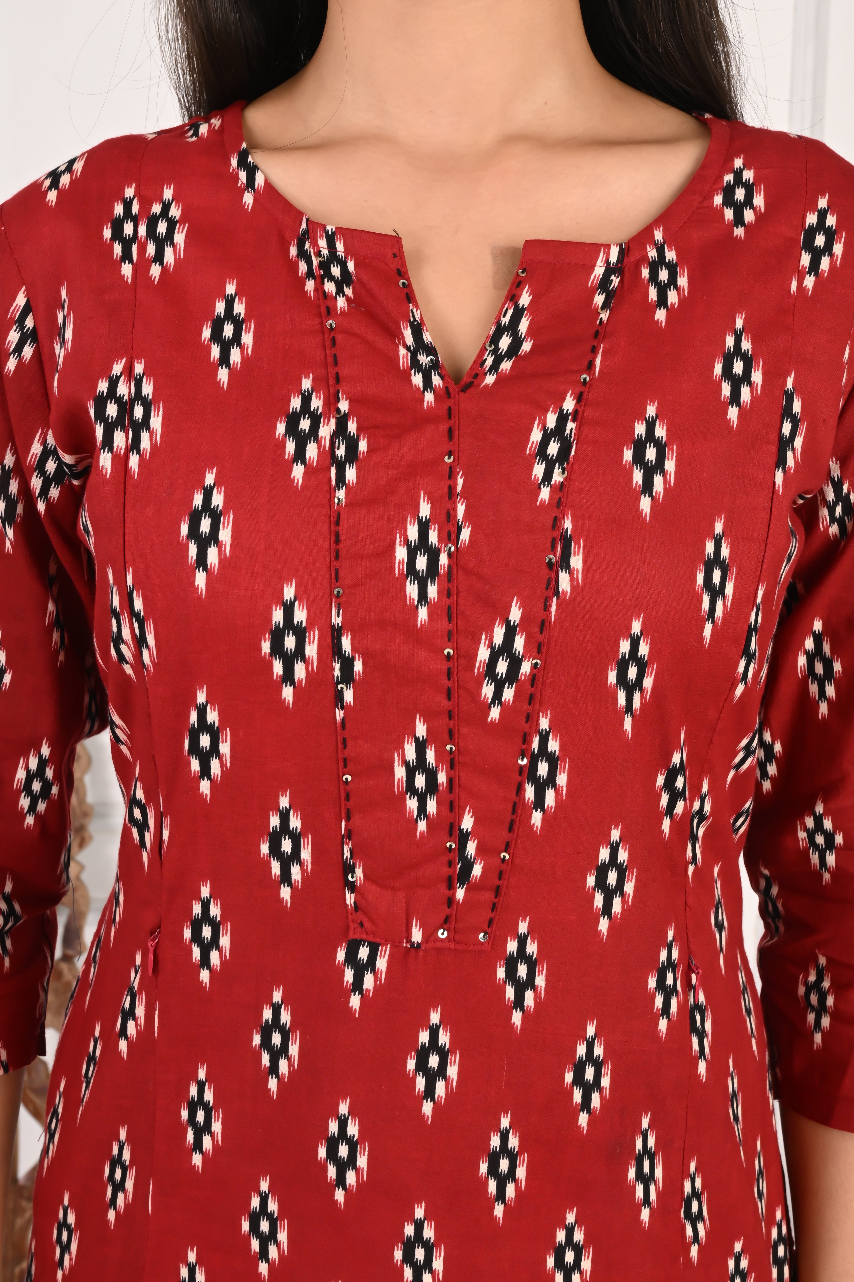 Mumzhug Maroon Ikkat Print Pure Cotton Feeding Kurta