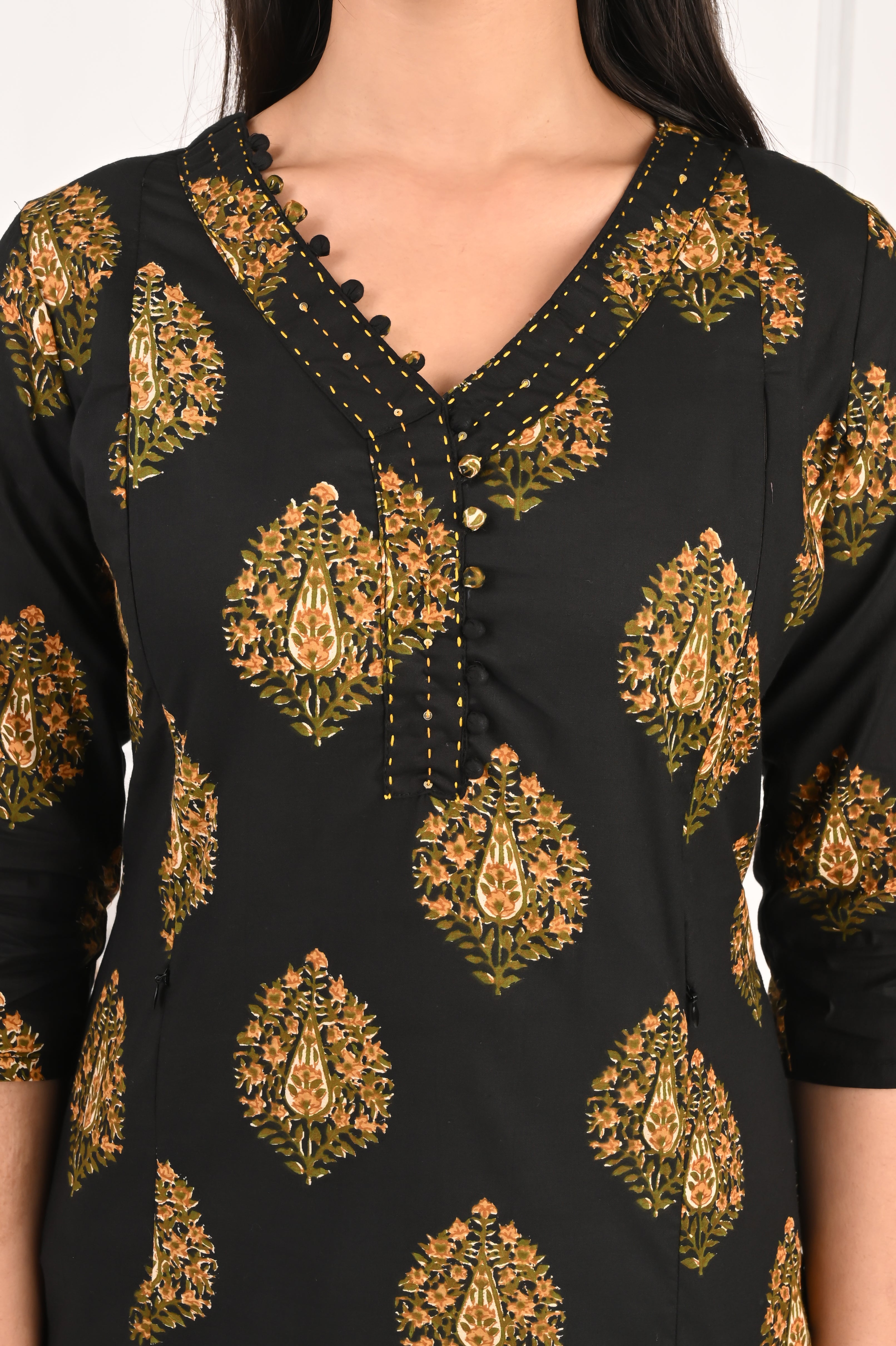 Mumzhug Black Pure Cotton Jaipuri Print Feeding Kurta