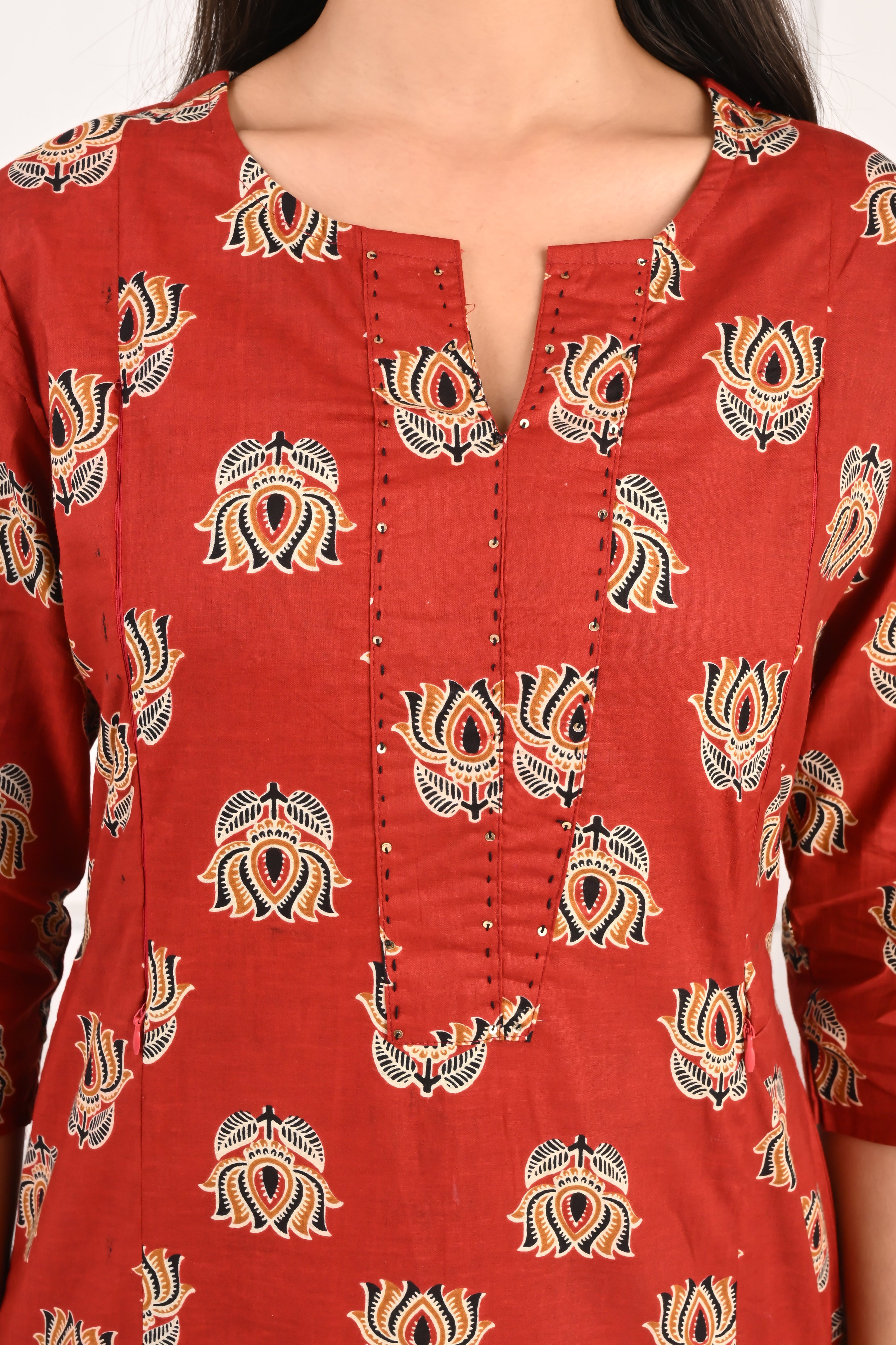 Mumzhug Maroon Colored Jaipuri Print Pure Cotton Feeding Kurta