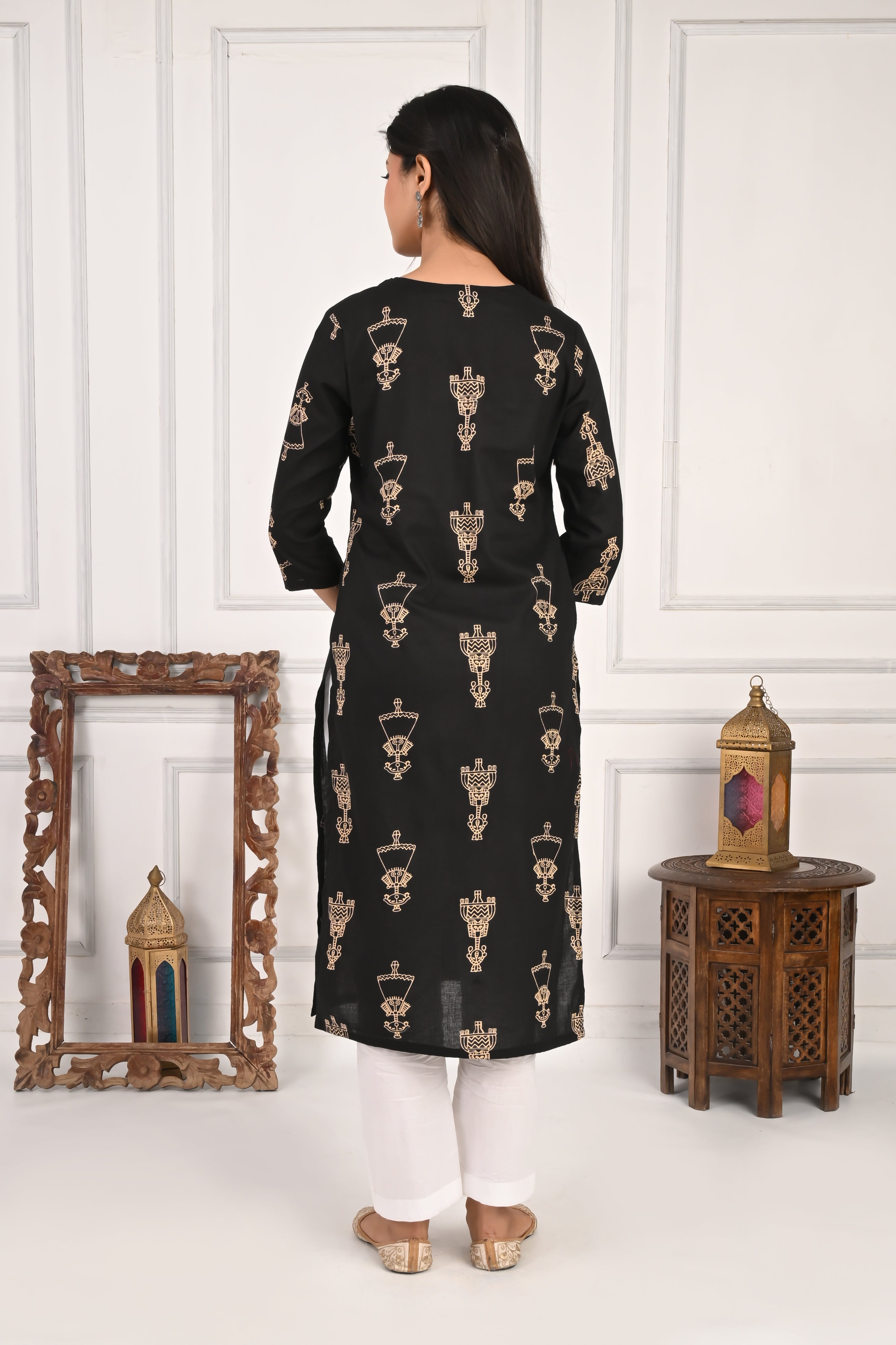 Mumzhug Pure Cotton Black Print Feeding Kurta