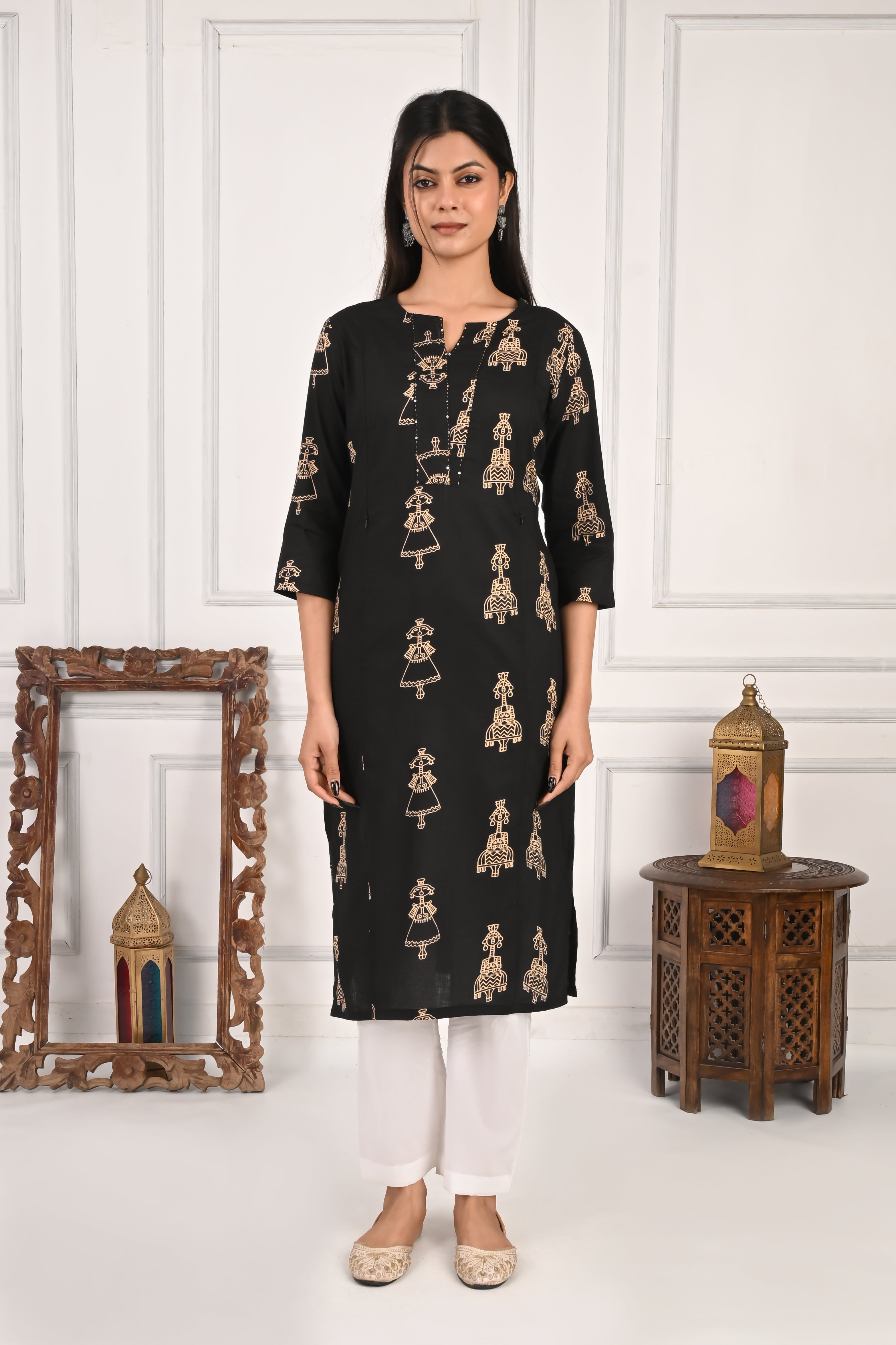 Mumzhug Pure Cotton Black Print Feeding Kurta