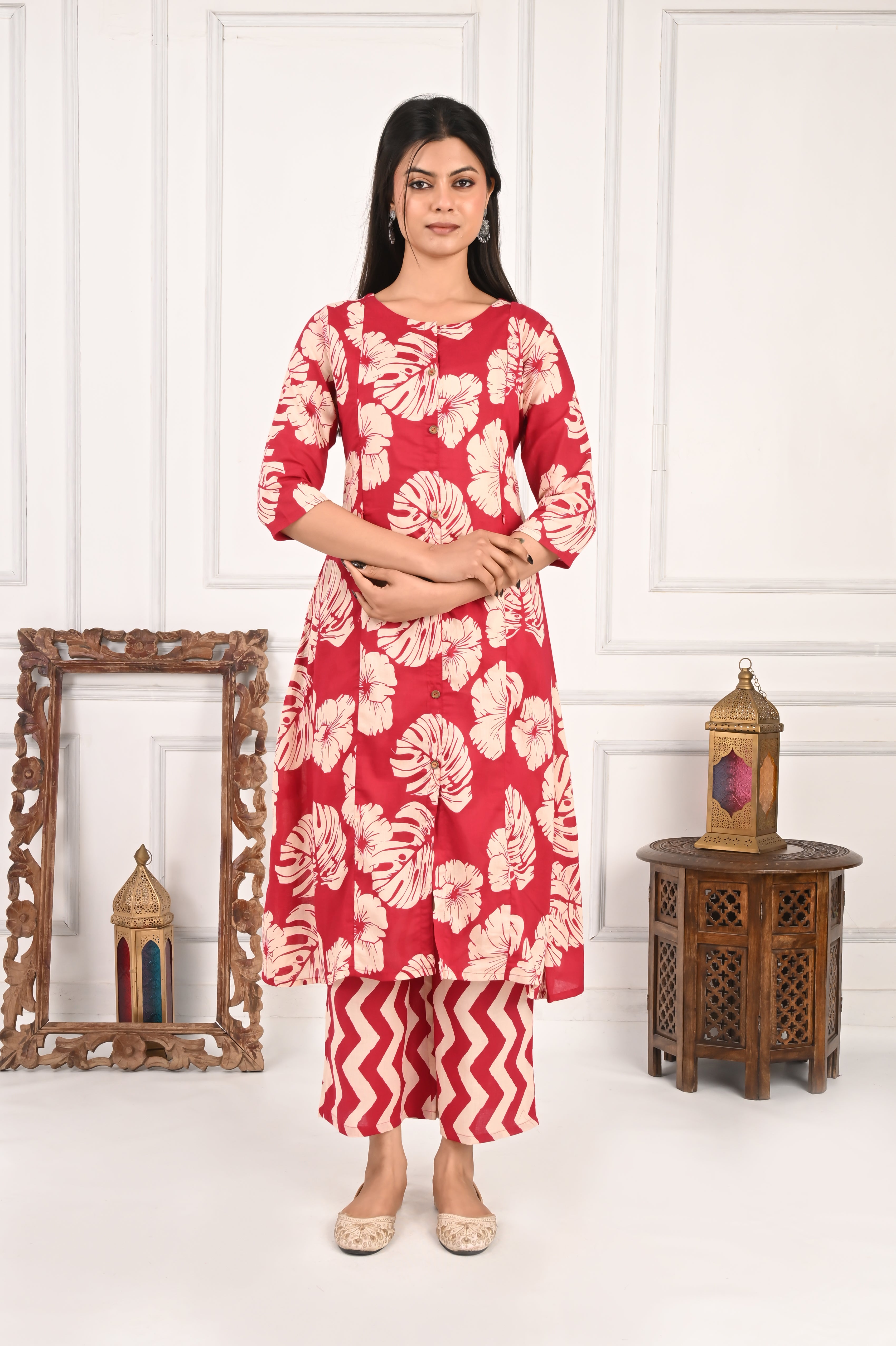 Mumzhug Pure Cotton Fuchsia Floral Print Feeding Cord Set with Both Side Feeding Zipper