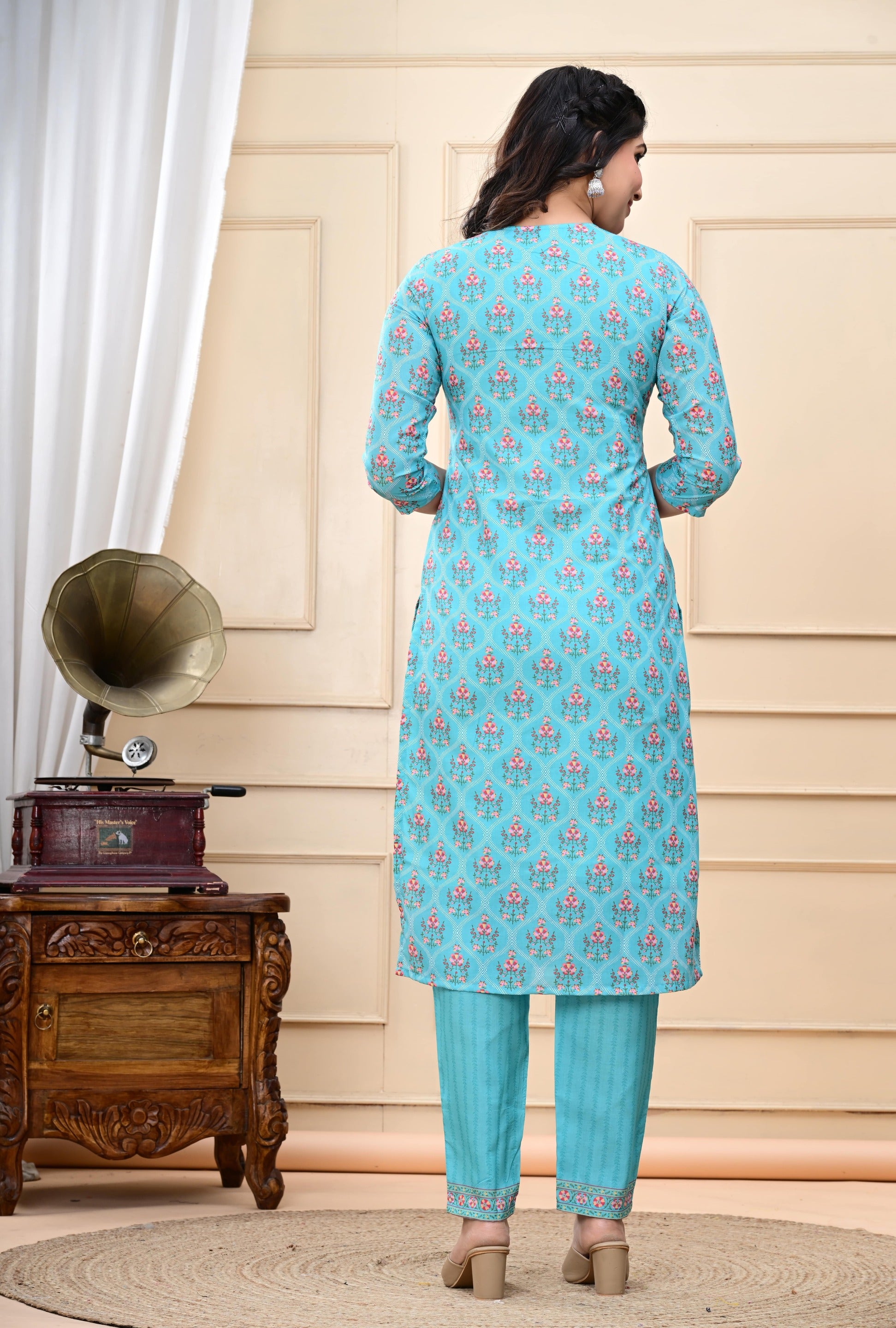Aqua colored cotton embroidered kurta pant and dupatta set with attached lining for feeding purpose