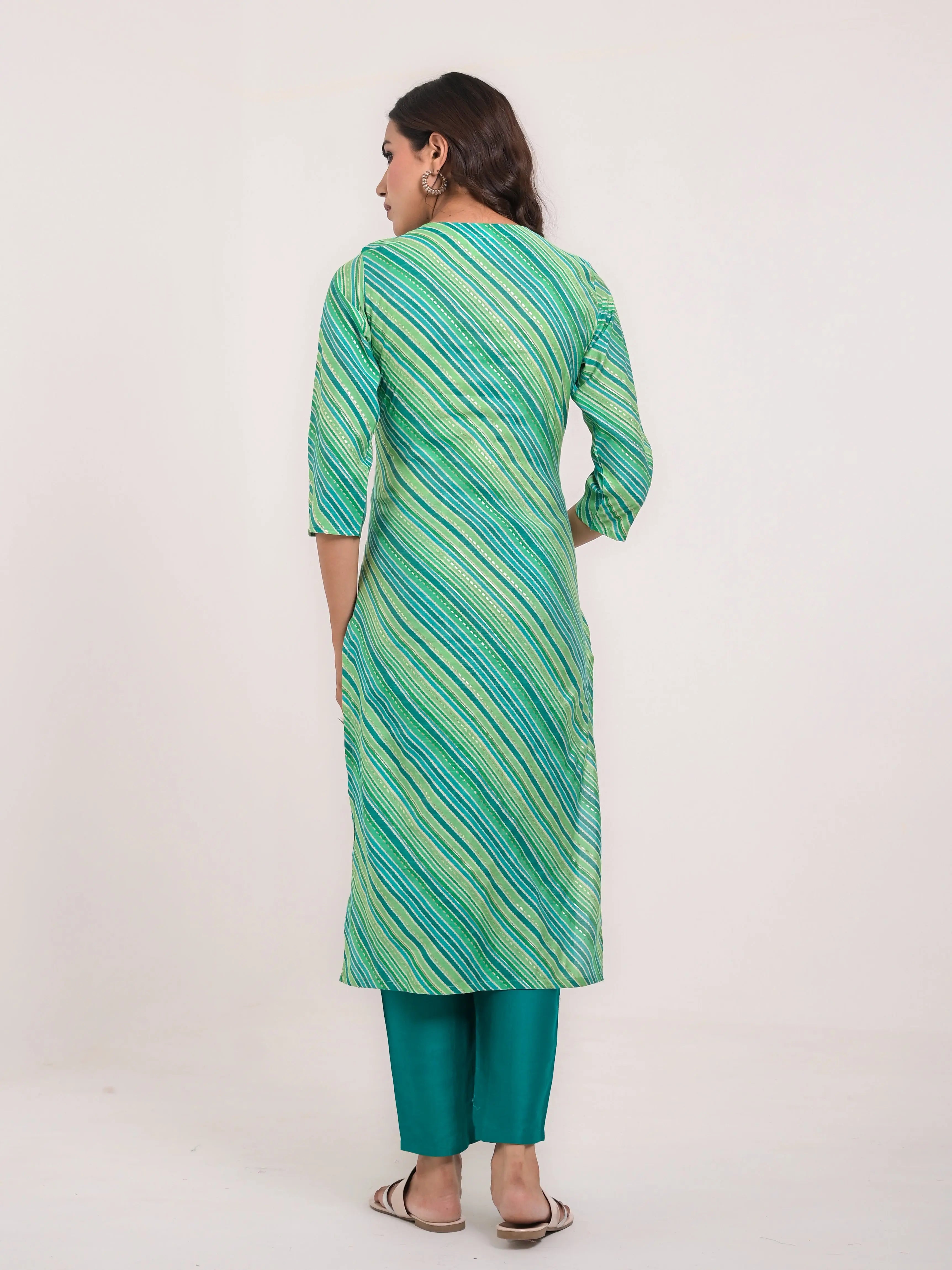 COTTON LEHARIYA PRINT KURTA PANT AND DUPATTA FOR FEEDING AND MATERNITY PURPOSE mumzhug