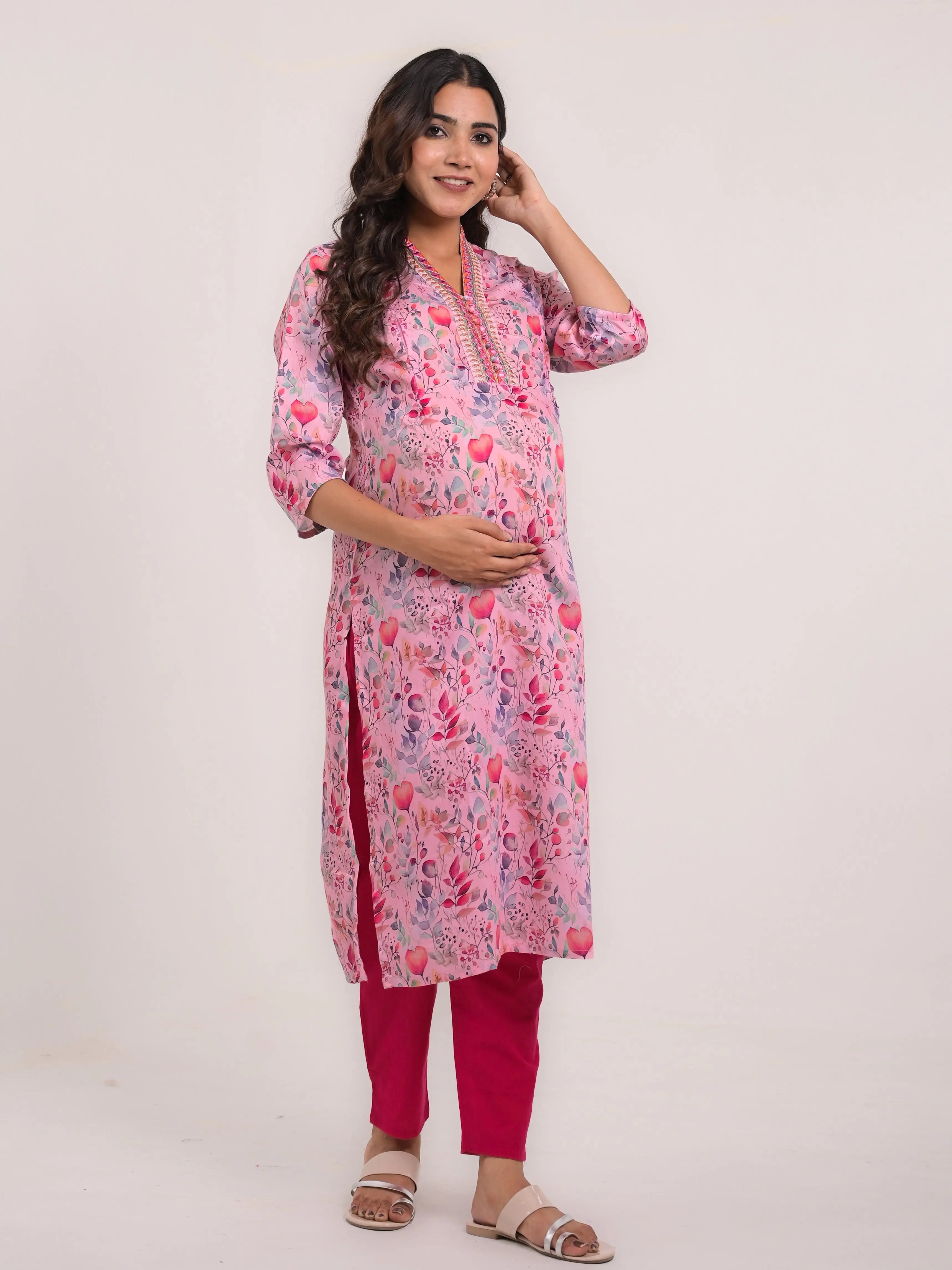 maslin silk printed kurta with detailed embroidery for feeding and maternity purpose mumzhug