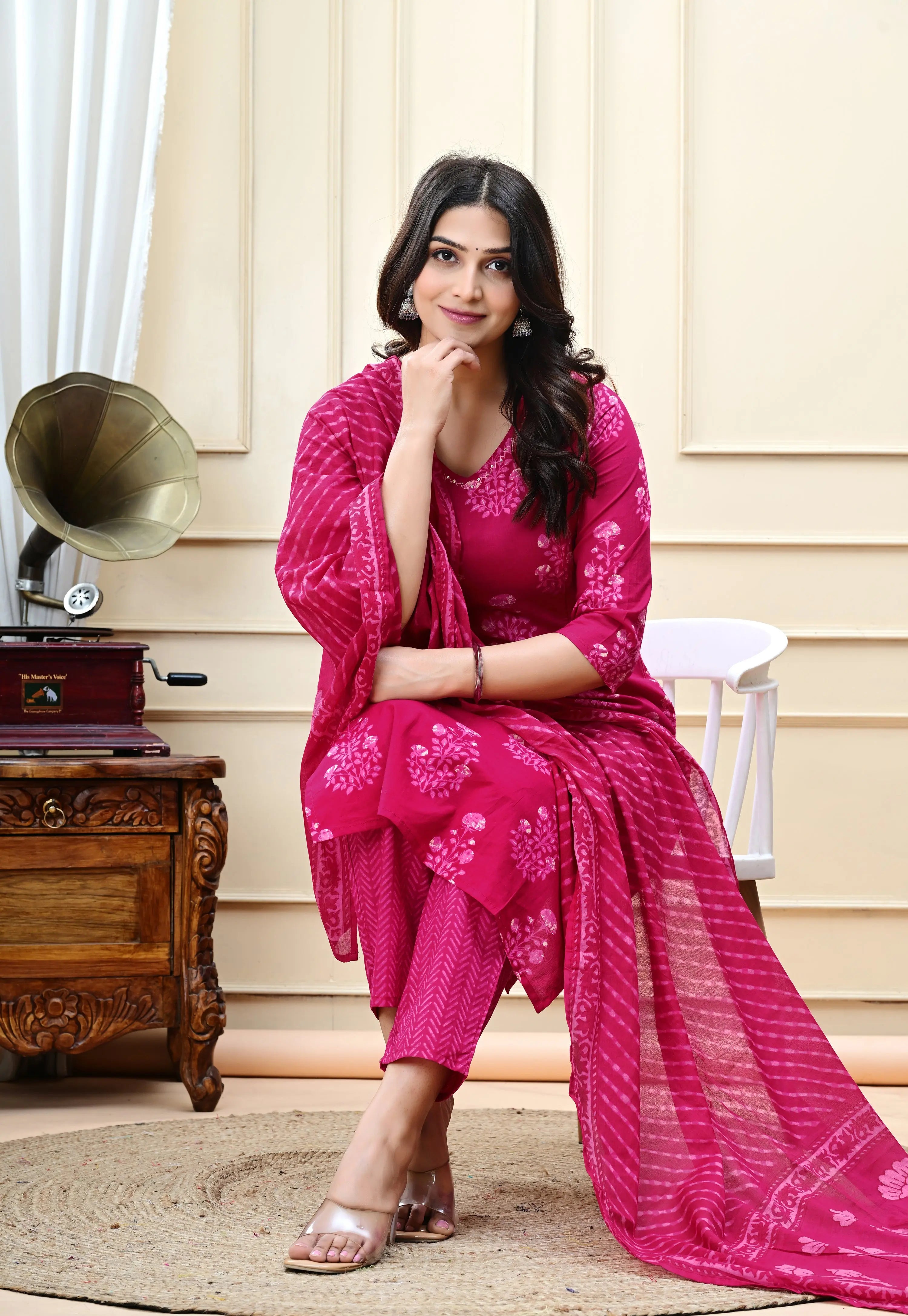 PURE COTTON FUCHSIA COLORED KURTA PANT AND DUPATTA SET WITH FEEDING ZIPPER mumzhug Feeding suit set