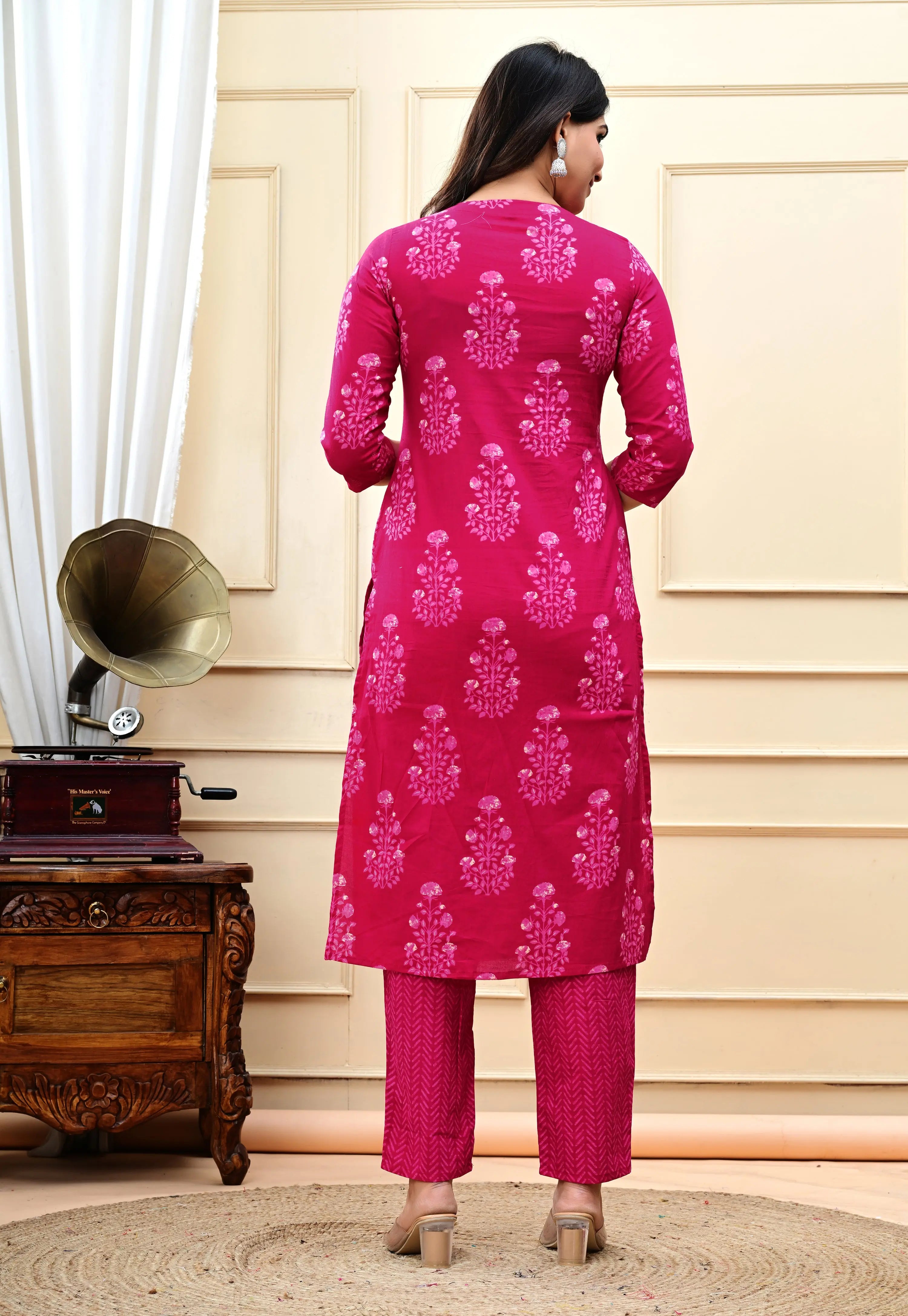 PURE COTTON FUCHSIA COLORED KURTA PANT AND DUPATTA SET WITH FEEDING ZIPPER mumzhug Feeding suit set