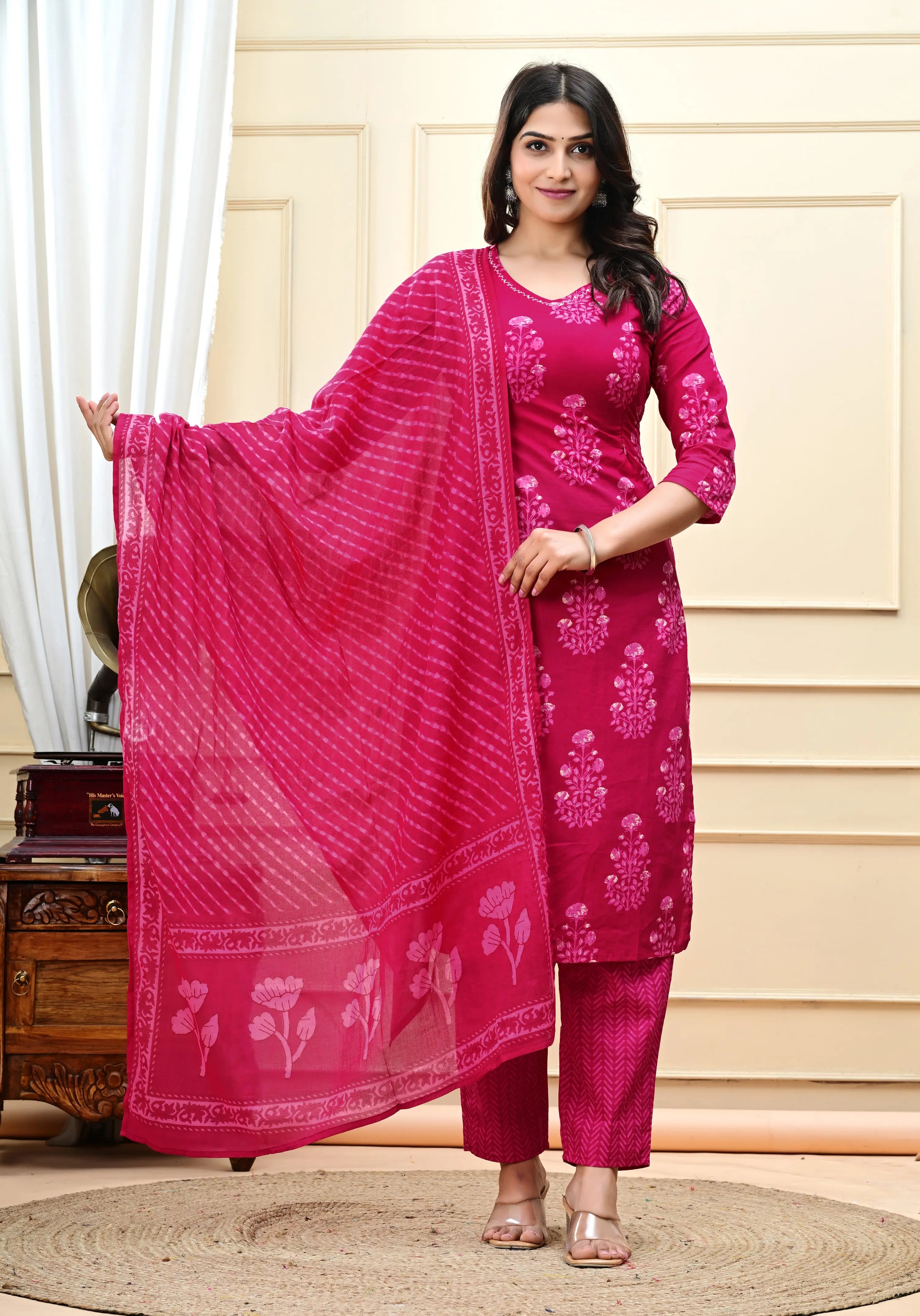 PURE COTTON FUCHSIA COLORED KURTA PANT AND DUPATTA SET WITH FEEDING ZIPPER mumzhug Feeding suit set