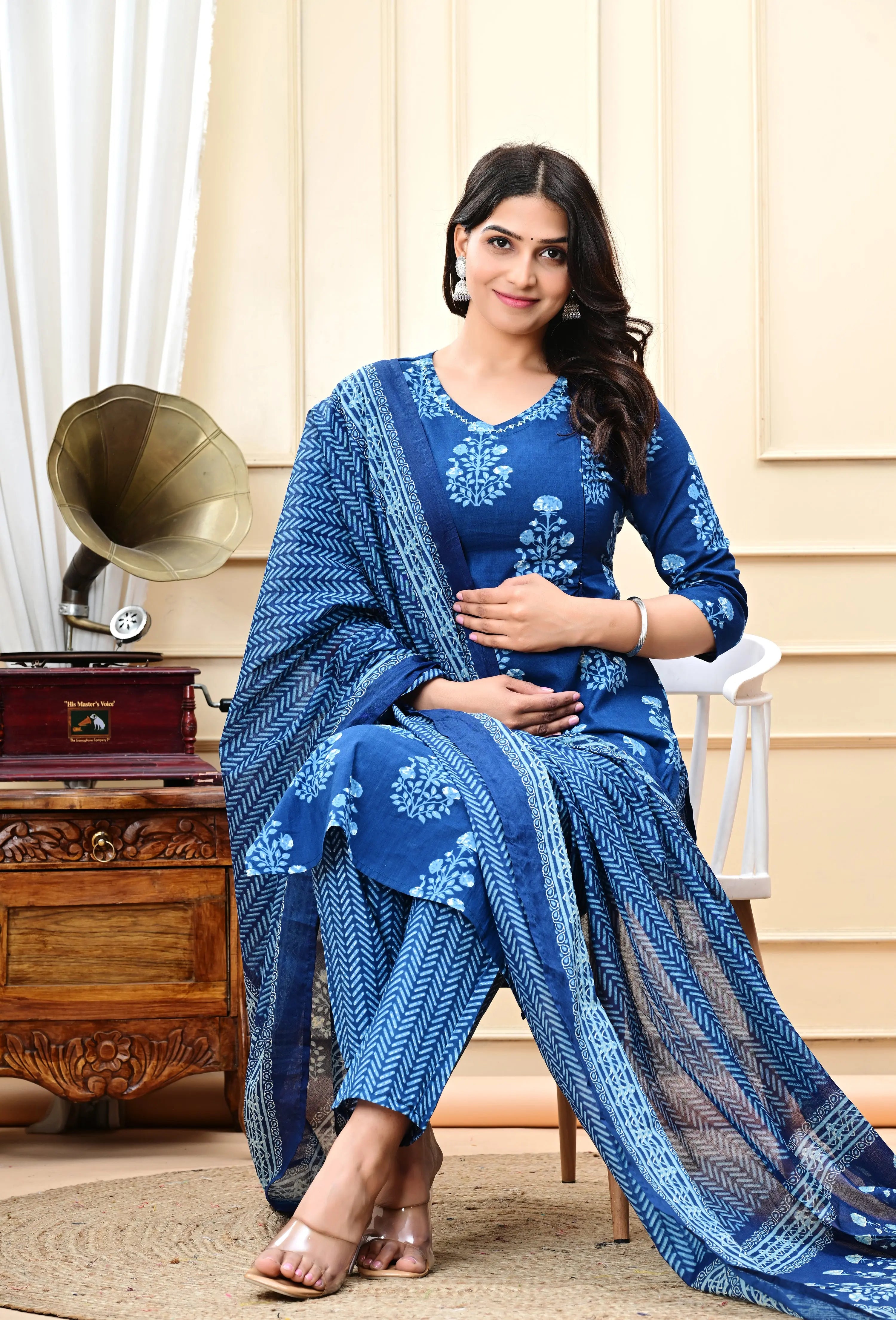 PLUS SIZED PURE COTTON INDIGO COLORED KURTA PANT AND DUPATTA SET FOR FEEDING AND MATERNITY PURPOSE mumzhug Feeding suit set