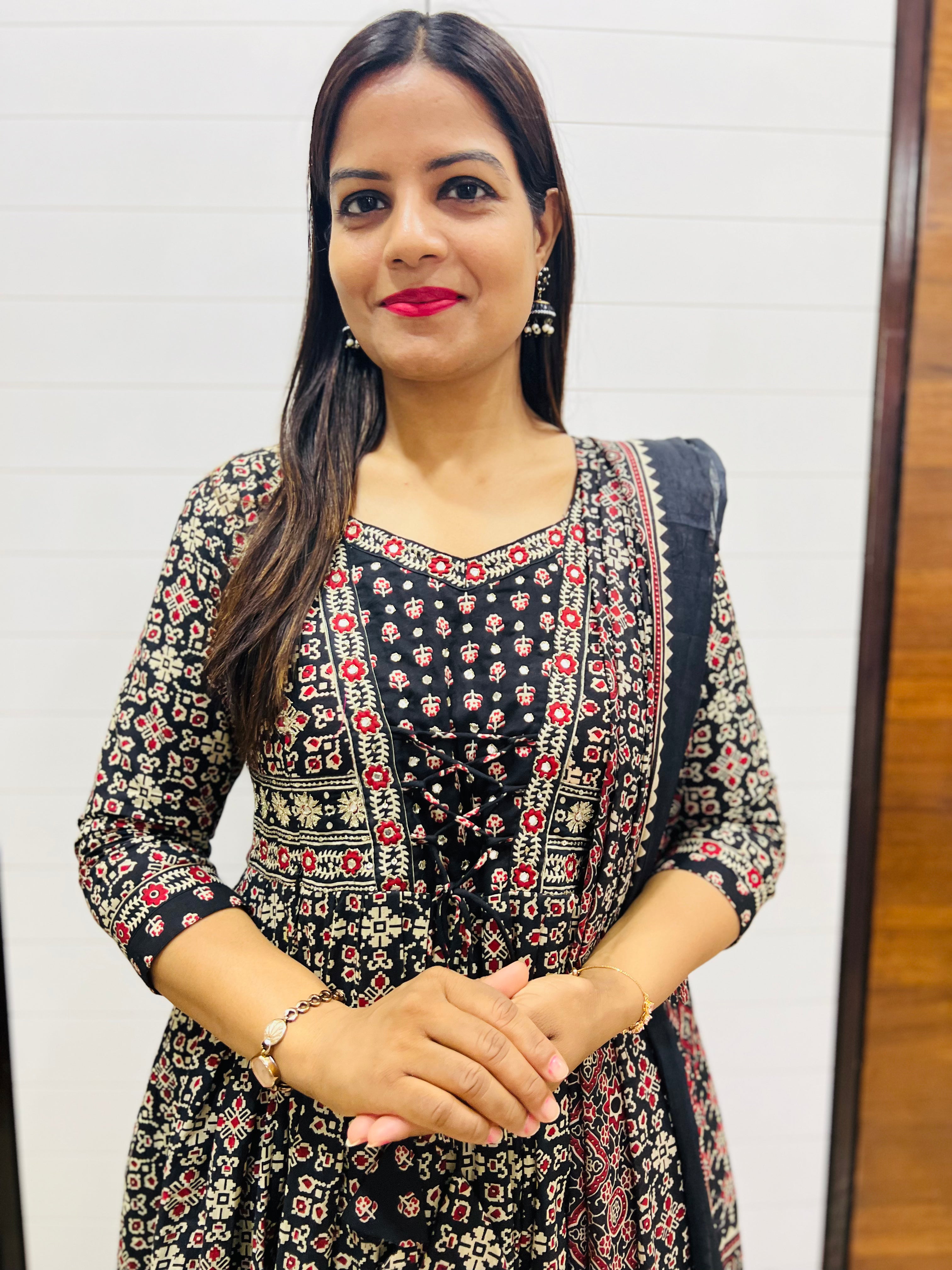 Pre-Book Black Pure Cotton Flared Maternity and Feeding Suit Set- dispatching starts 30th April