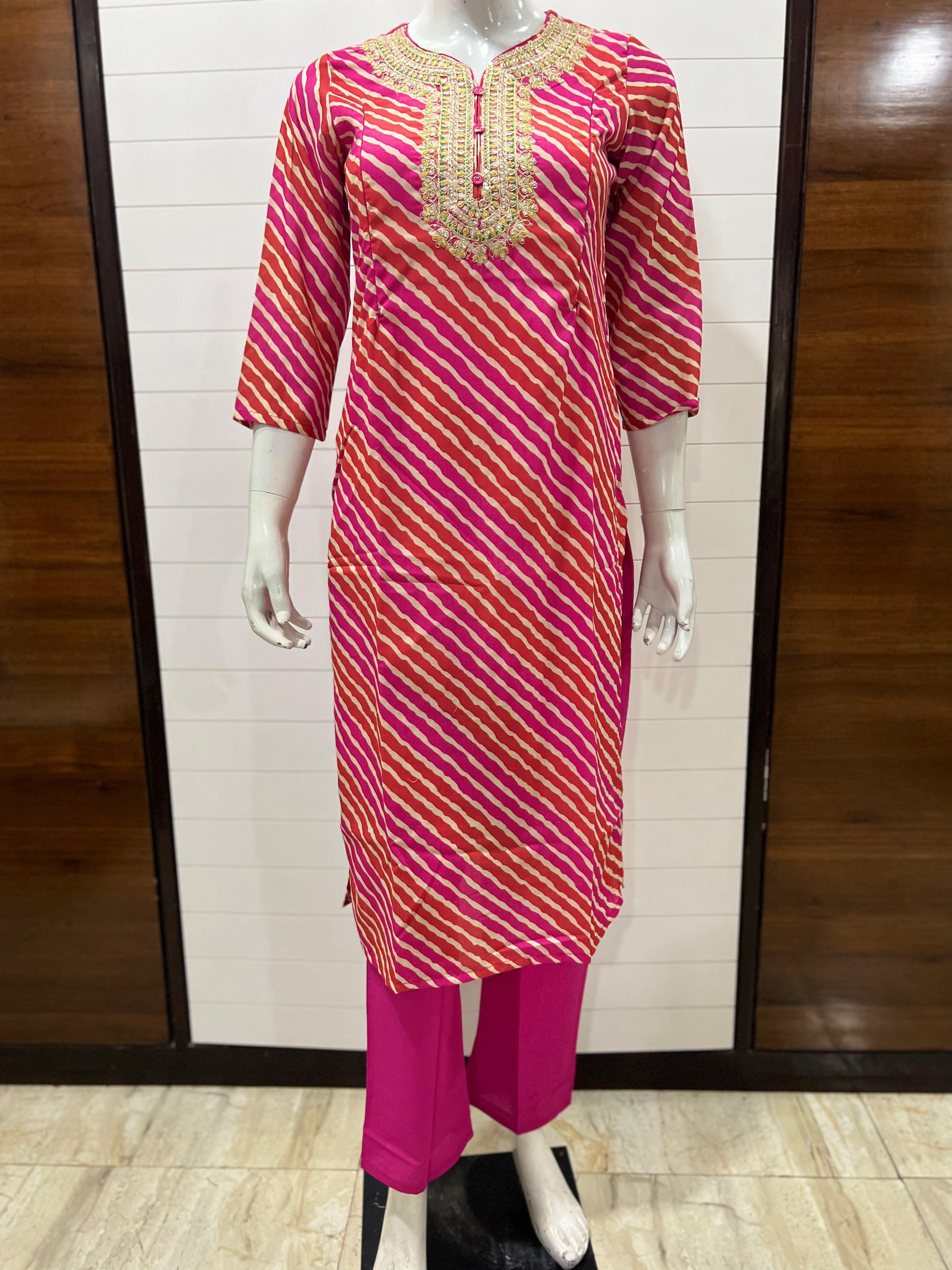 Mumzhug Rani Colored Hand Embroided Kurta Pant & Dupatta Set For Women For Feeding And Maternity Purpose