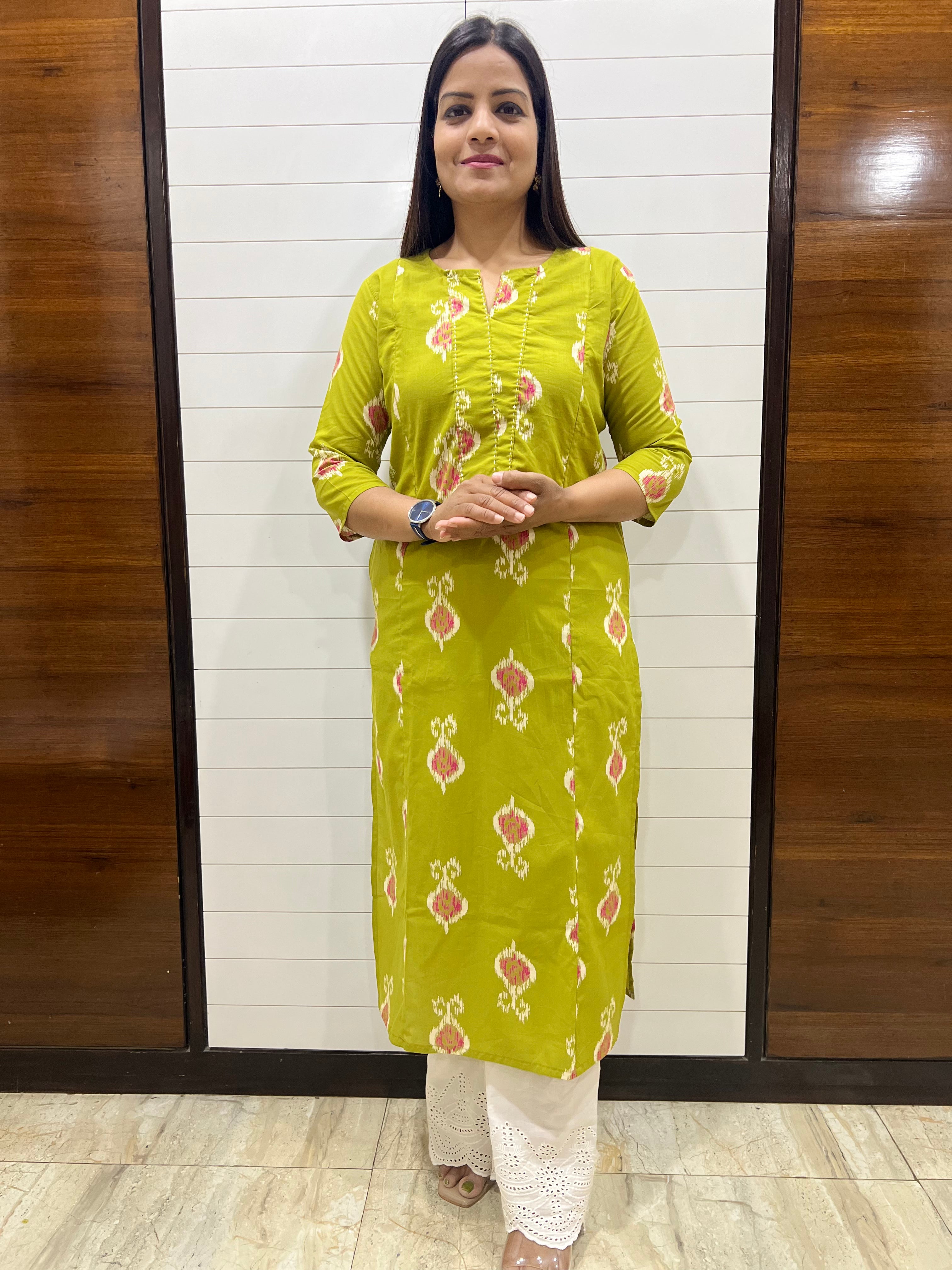 Mumzhug Green Pure Cotton Feeding Kurta with side Pocket