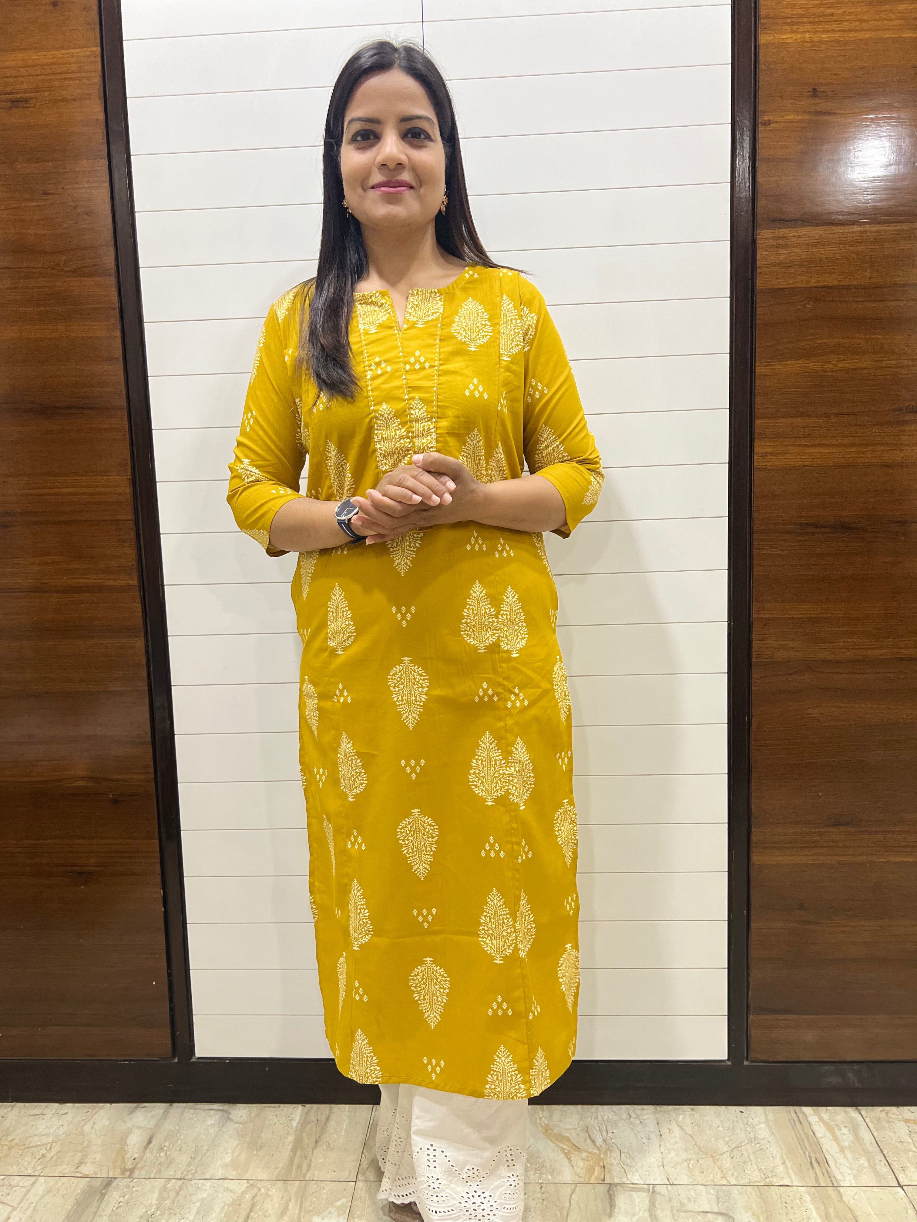 Mumzhug Pure Cotton Yellow Feeding Kurta with Side Pocket