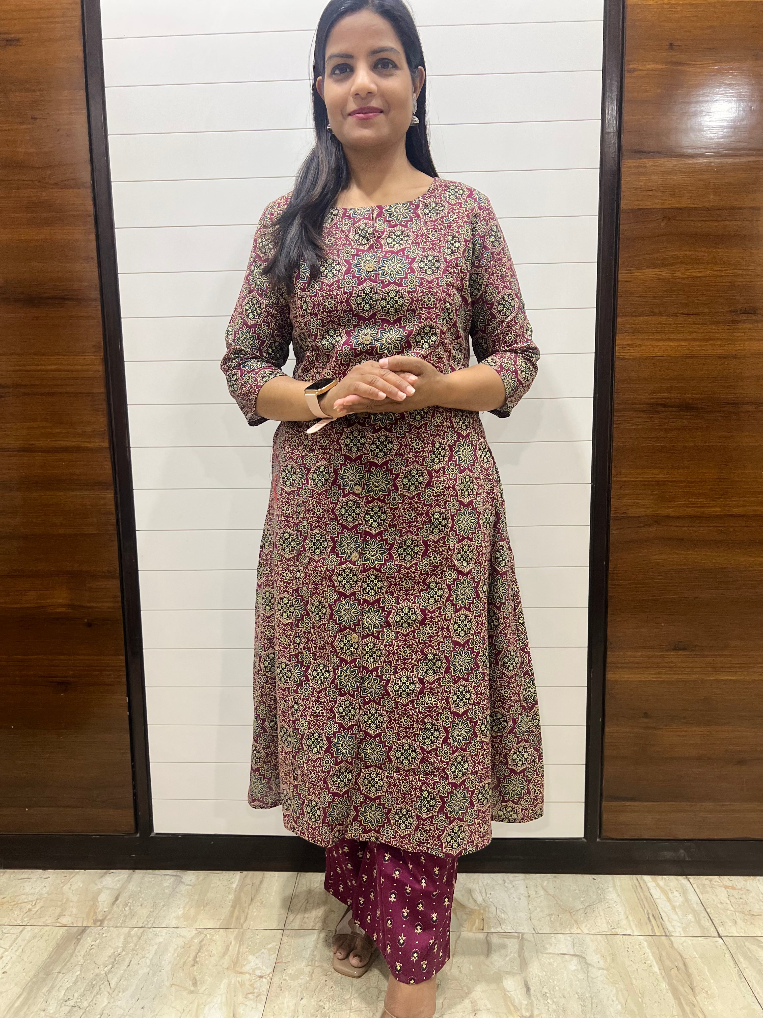 mumzhug pure cotton wine feeding kurta set