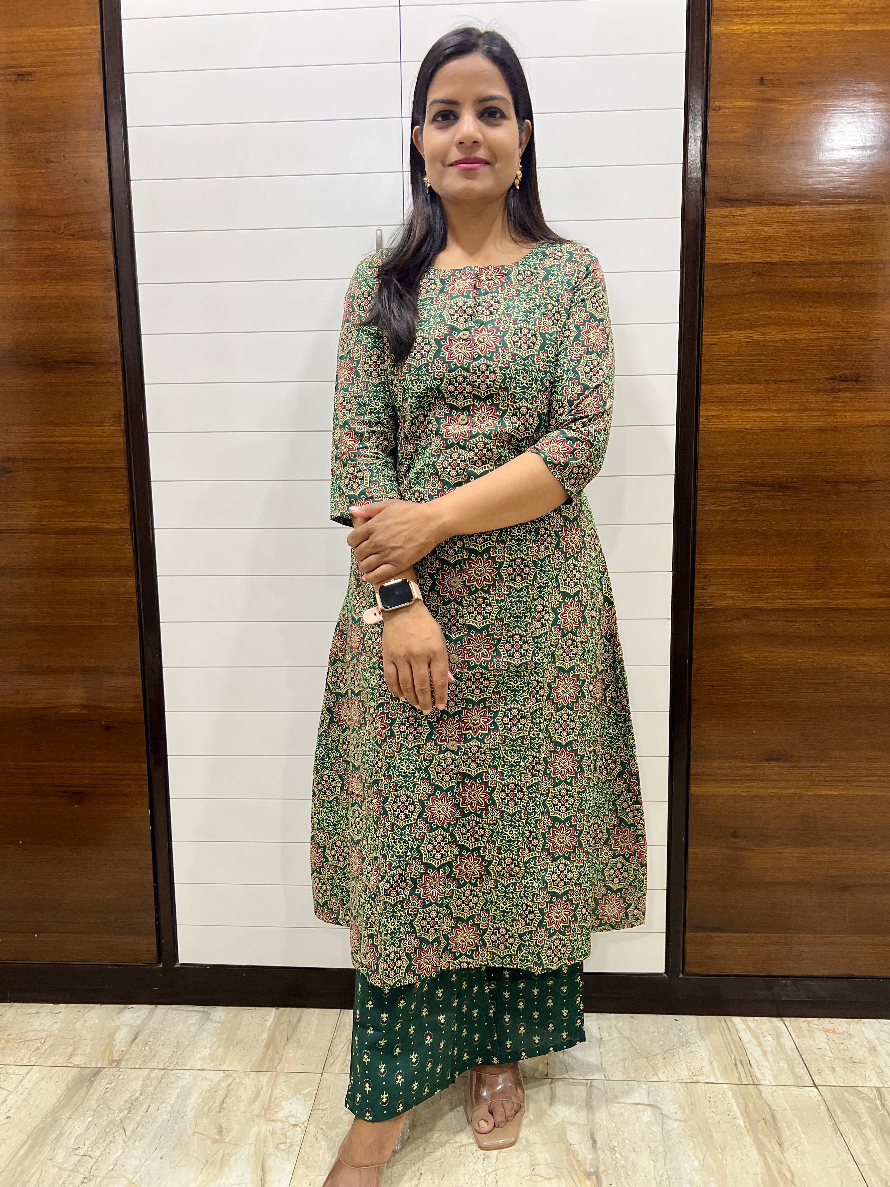 # NEW LAUNCH mumzhug pure cotton BOTTLE GREEN feeding kurta set DISPATCHING STARTS FROM -10TH MAY