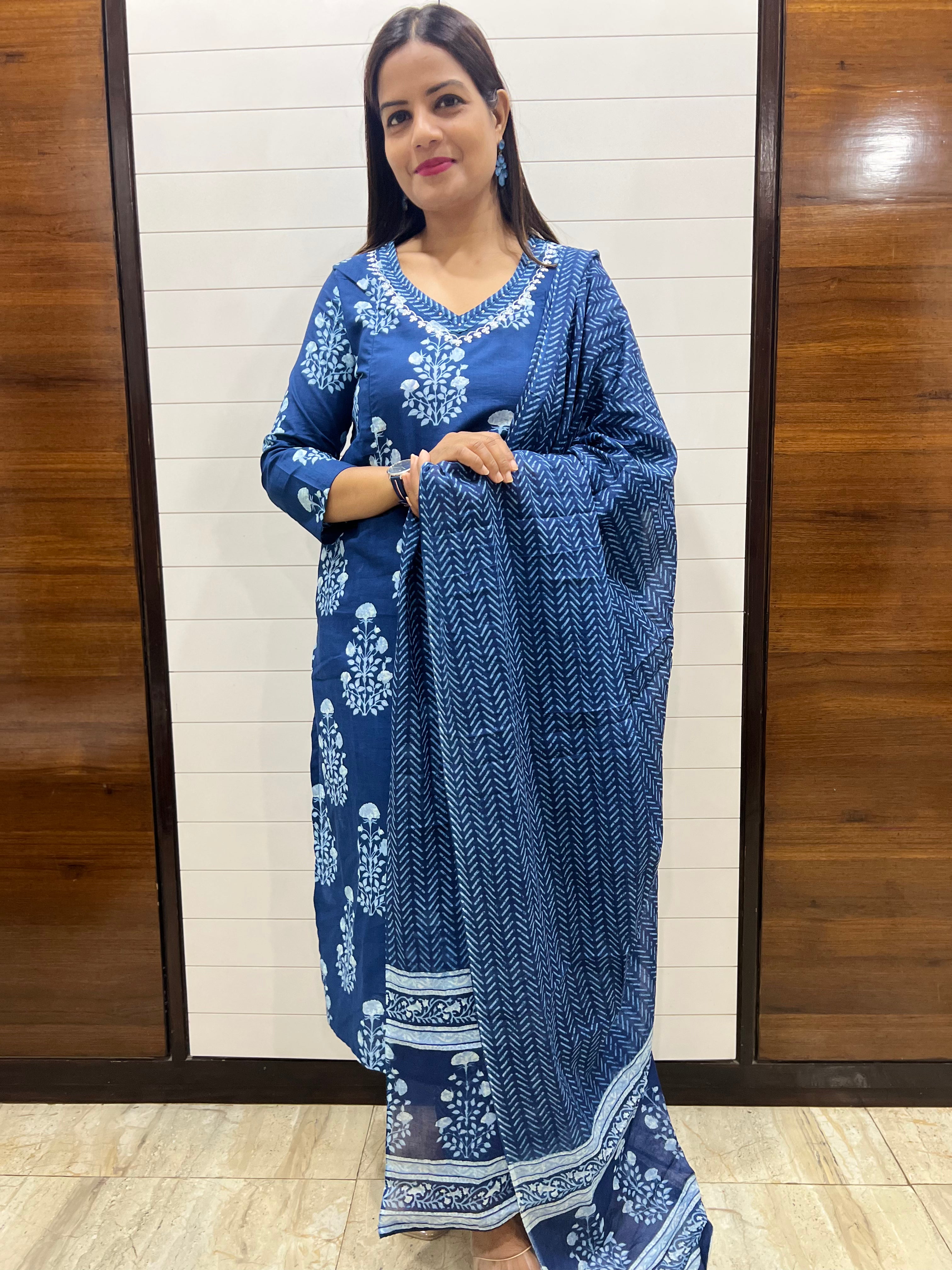 Pure cotton blue colored Feeding kurta pant and dupatta set