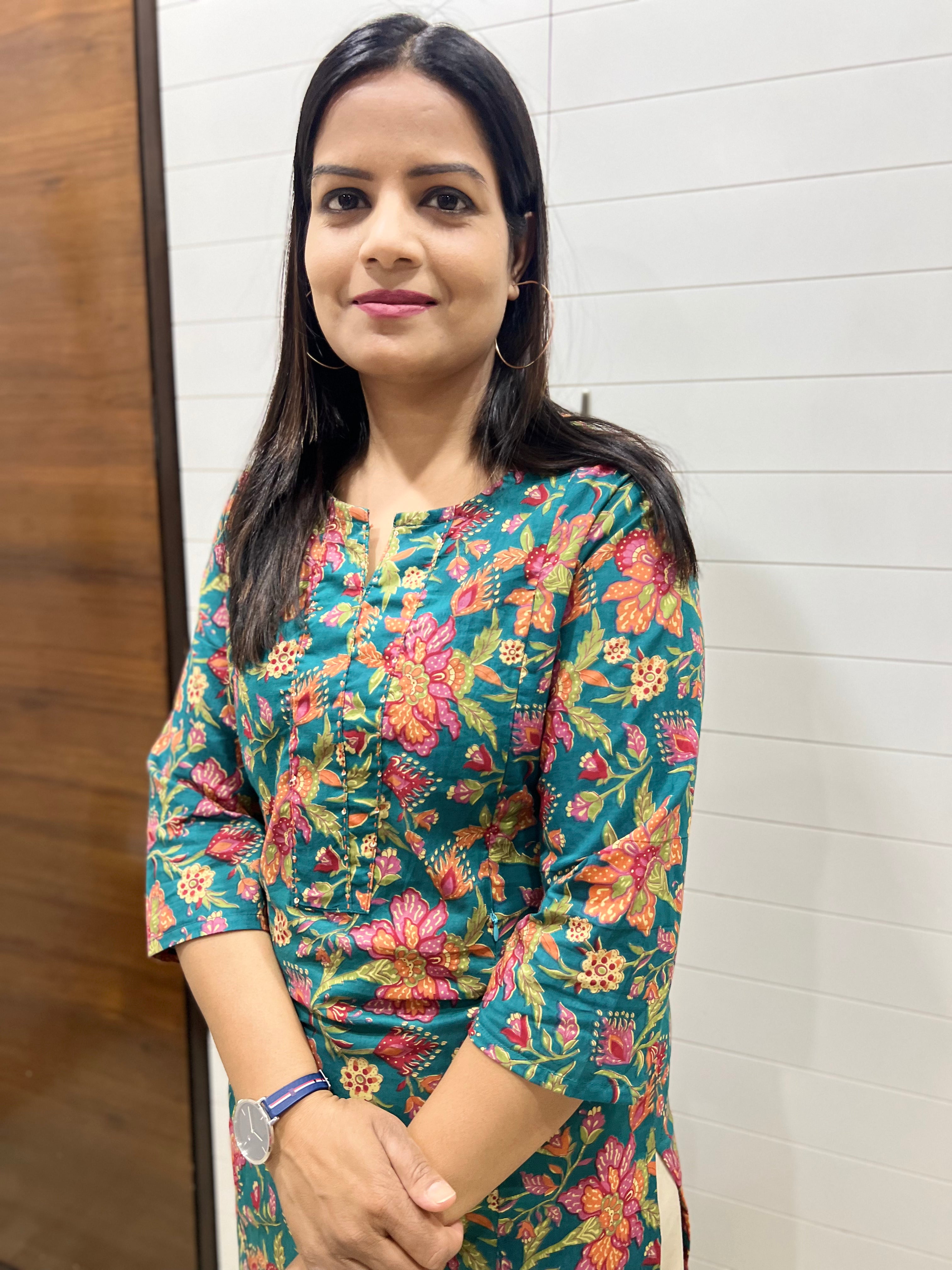 Mumzhug pure premium cotton green feeding kurta