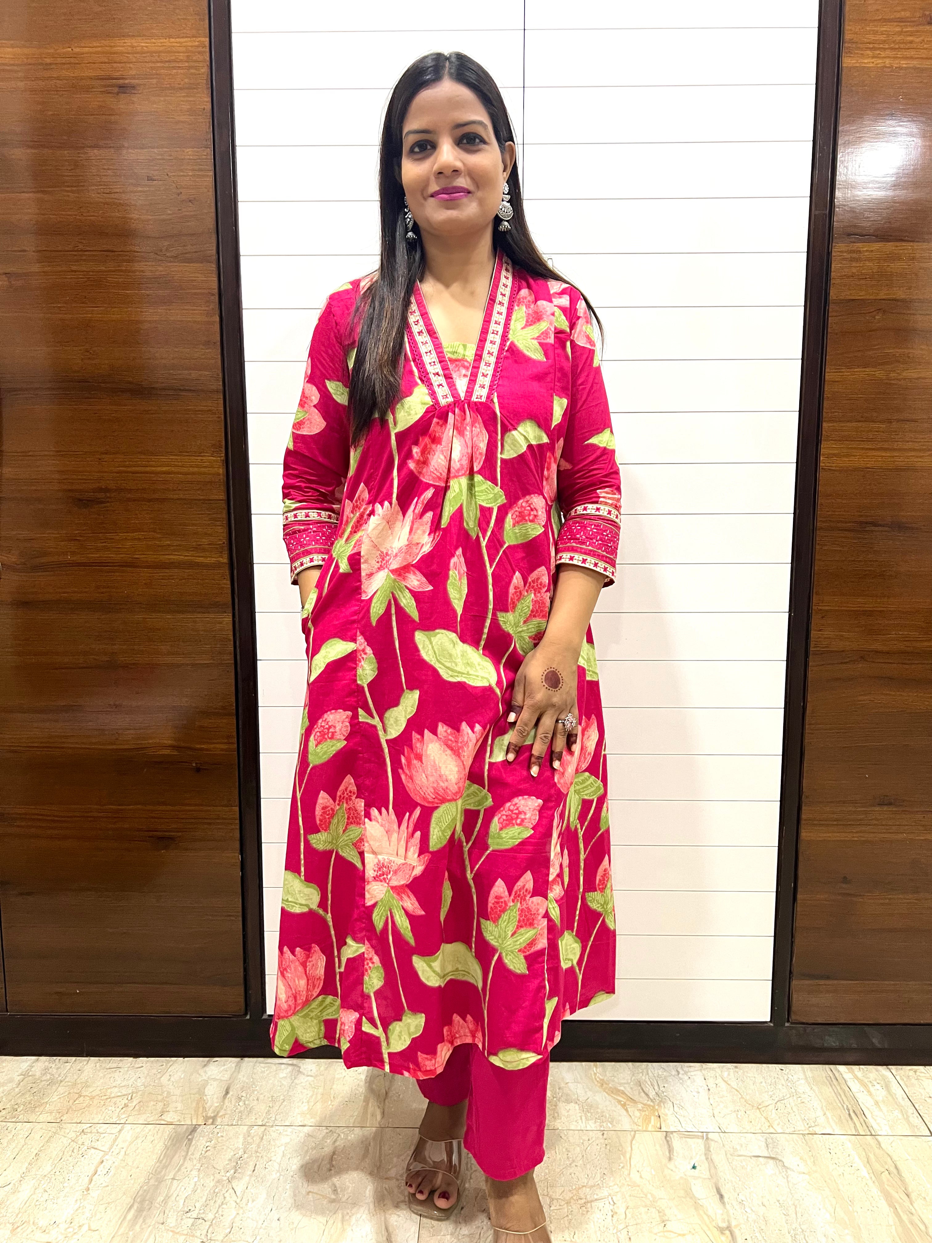 Fuchsia Pure Cotton Feeding and Maternity Kurta Pant and Dupatta Set