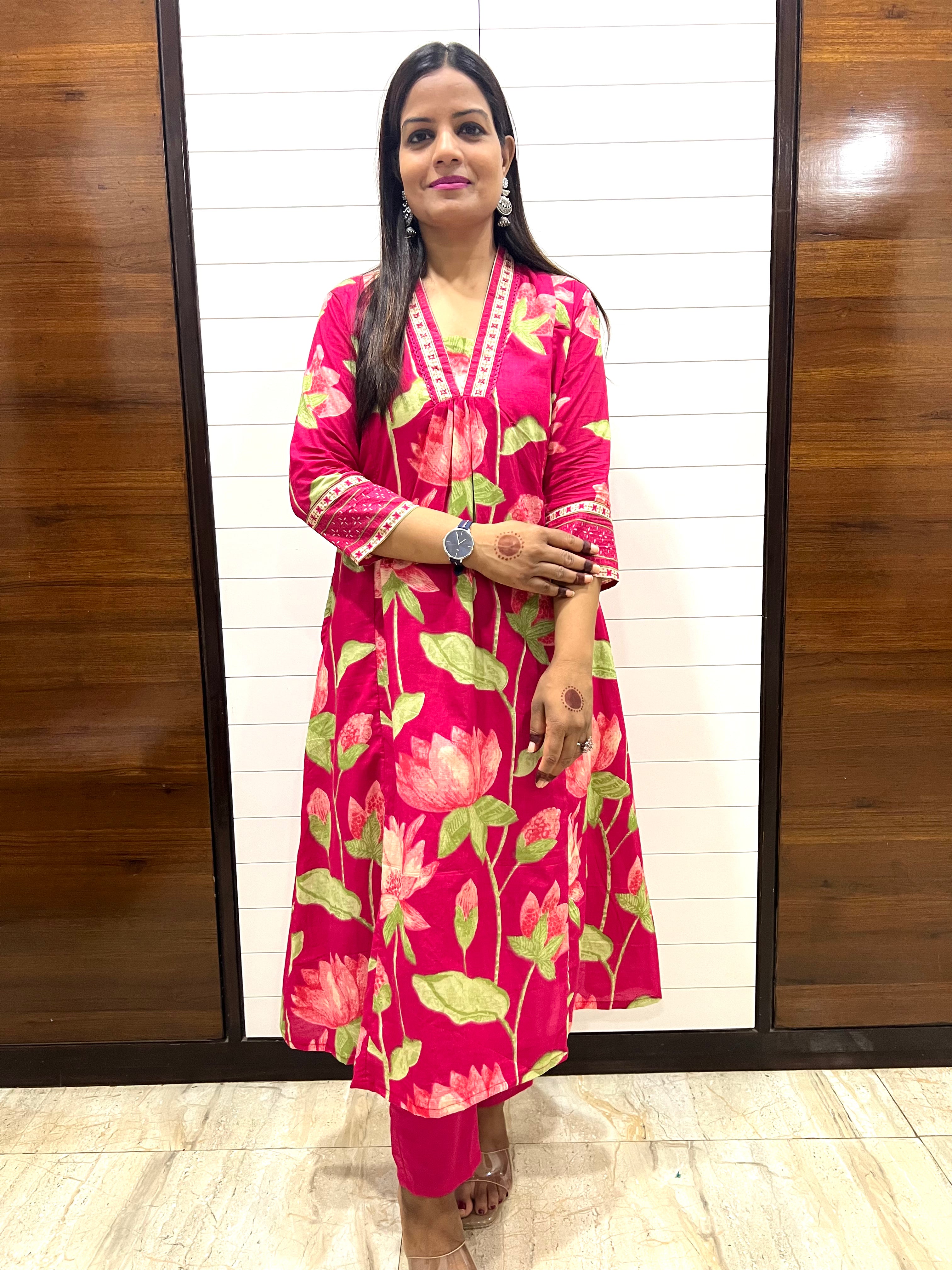 Fuchsia Pure Cotton Feeding and Maternity Kurta Pant and Dupatta Set