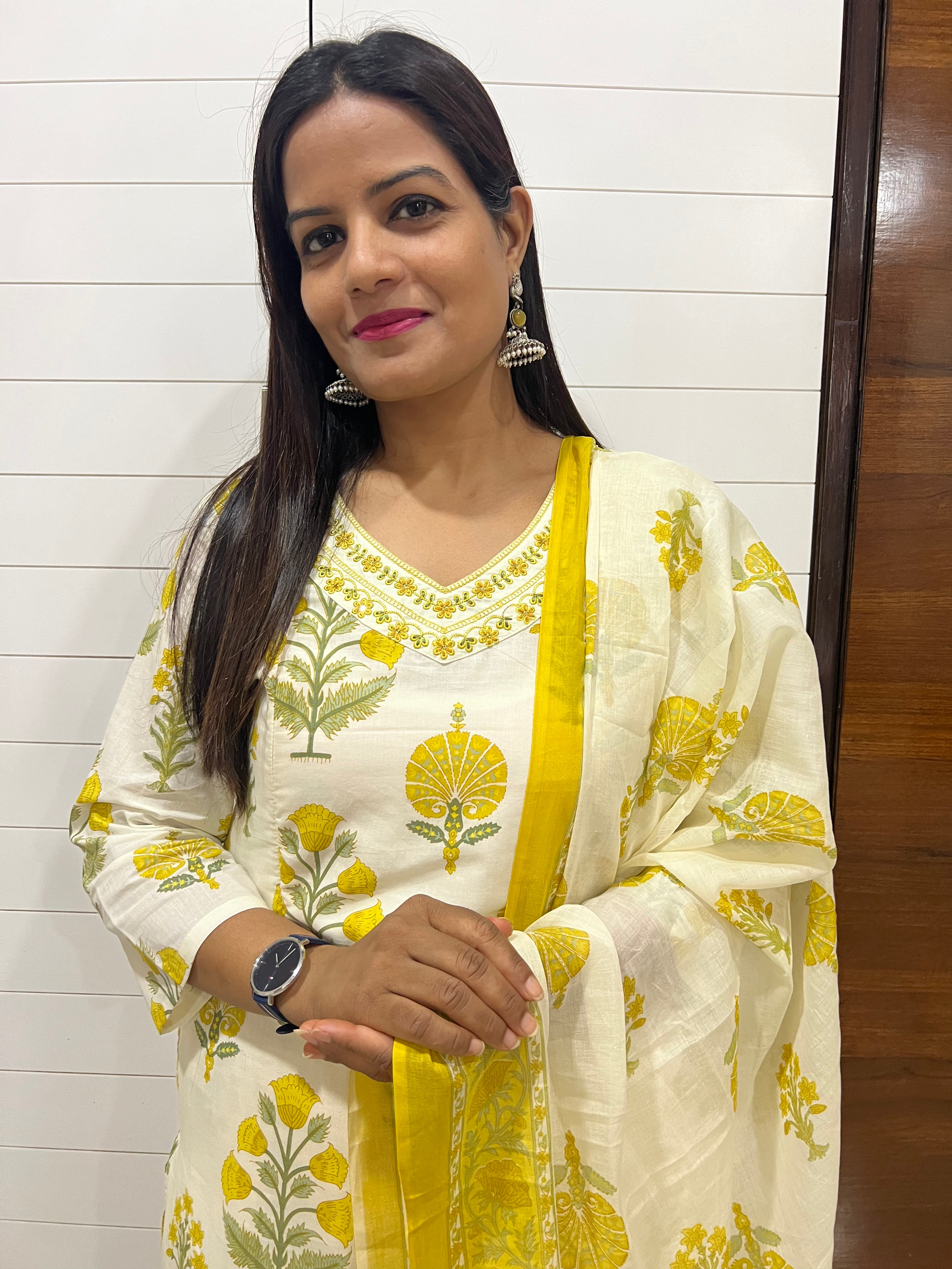 Pure Cotton Printed Embroidered Feeding Kurta Pant and Dupatta Set with Attached Lining