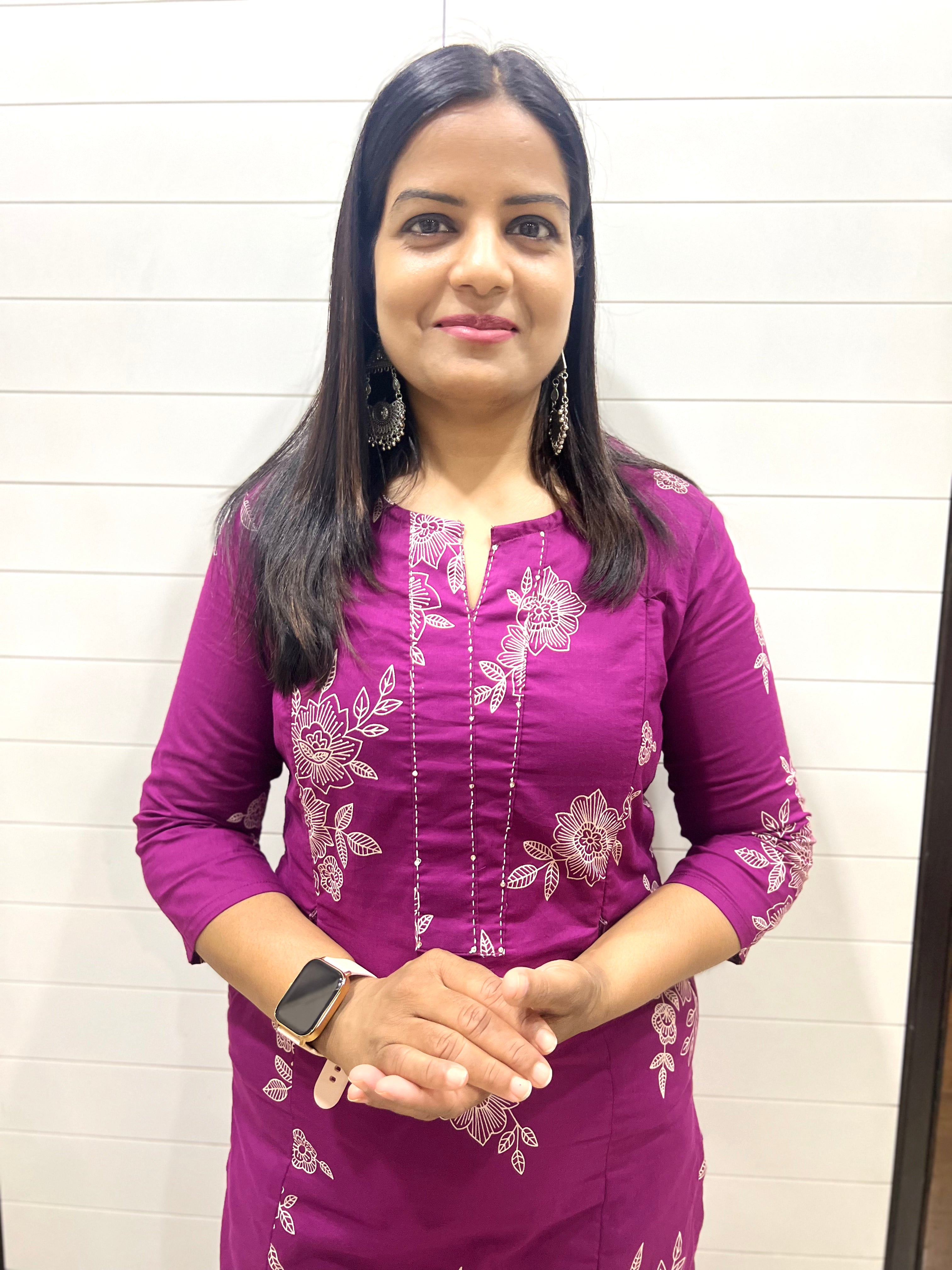 Mumzhug pure cotton jaipuri print wine colored feeding kurta
