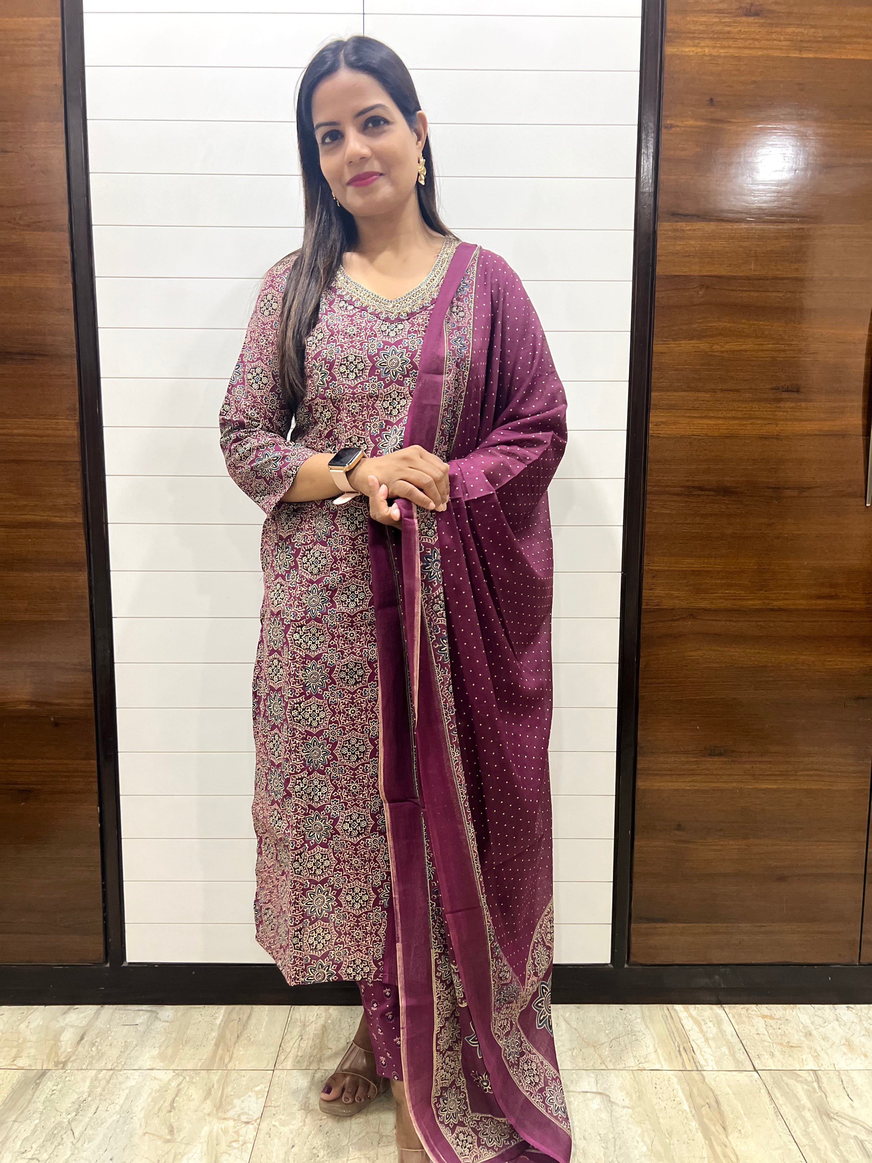 Pre-Book Mumzhug Pure Jaipuri Cotton Wine Colored Feeding Kurta Pant and Dupatta Set-dispatching starts 30th April