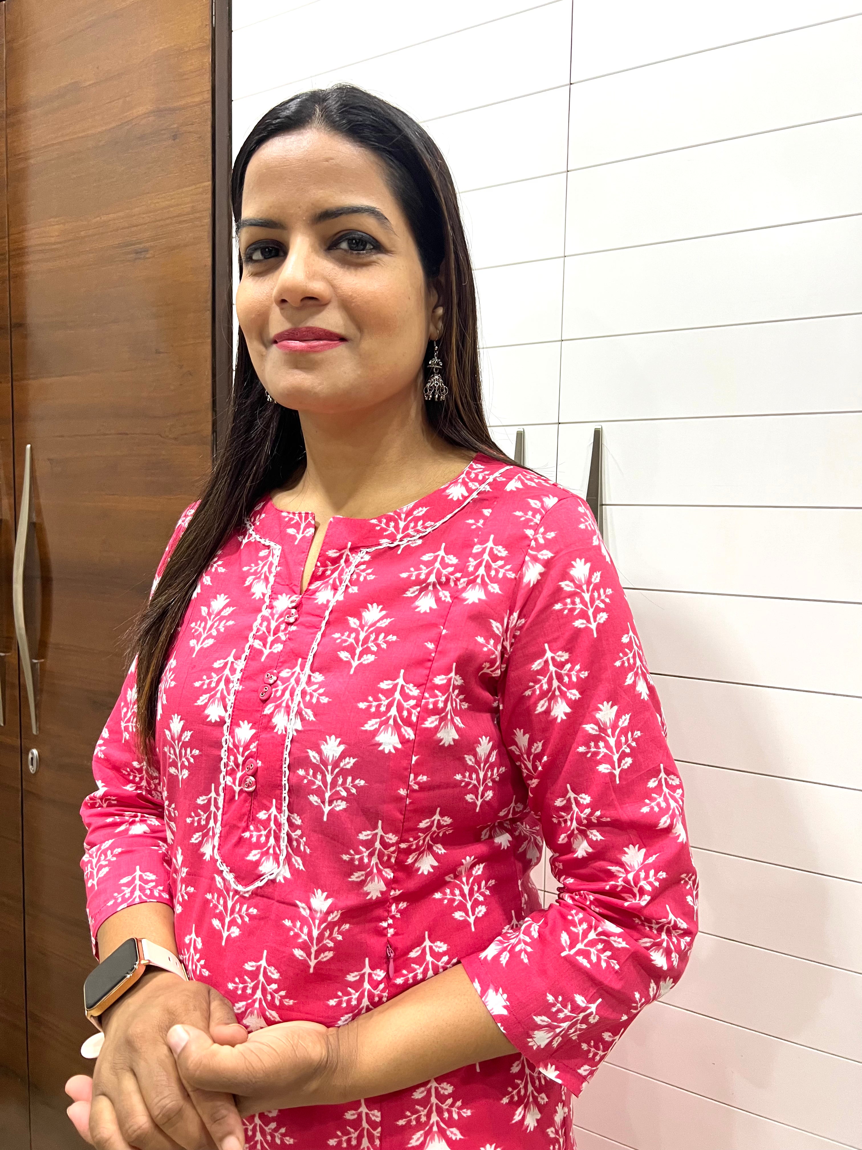 Mumzhug Peach Color Pure Cotton Jaipuri Print Feeding Kurta with Side Pocket
