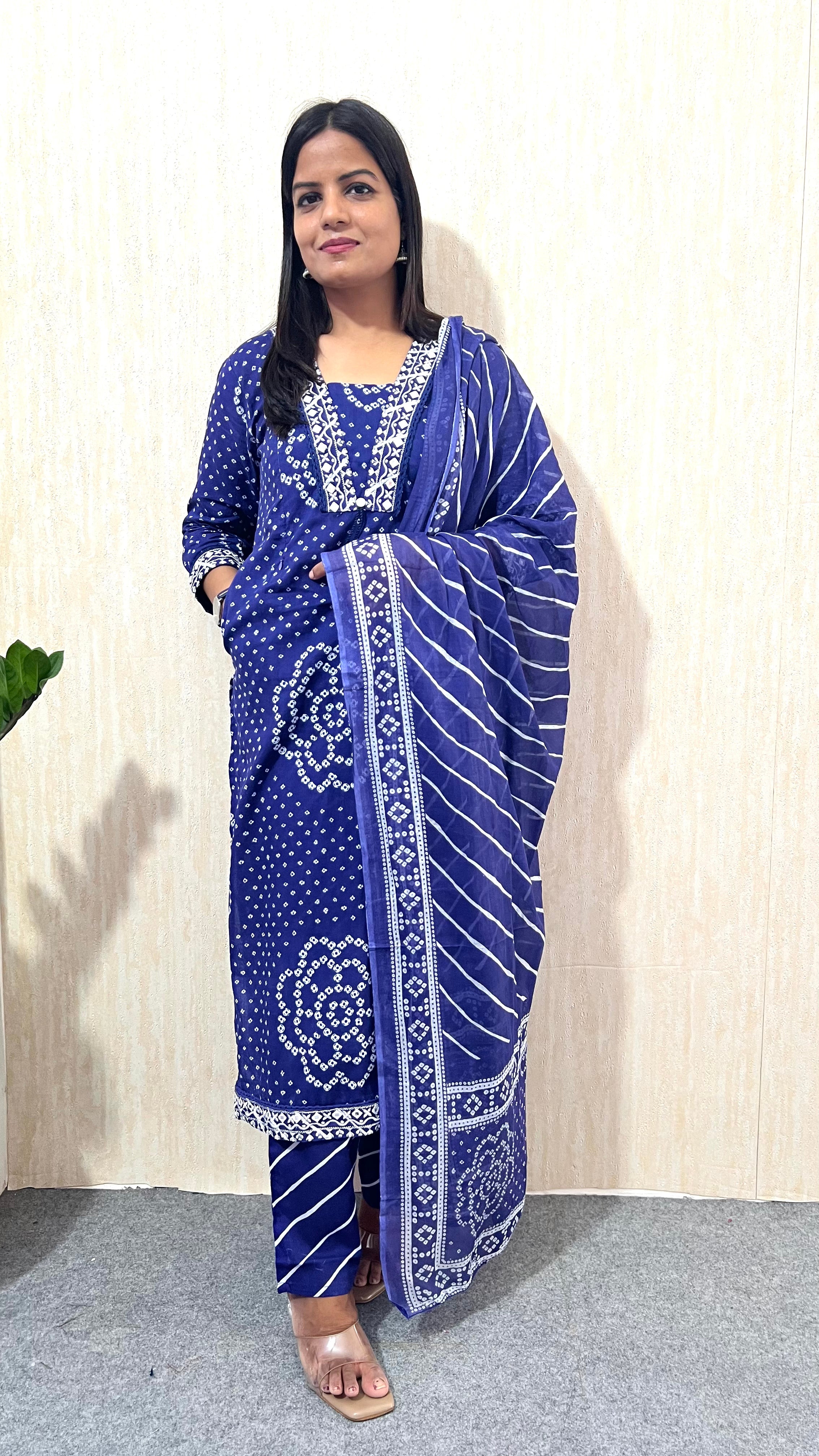 Mumuzhug Neelanjana Pure Cotton Jaipuri Bandhej Print Feeding Kurta Pant & Dupatta Set for Women | Nursing Friendly Ethnic Suit Set
