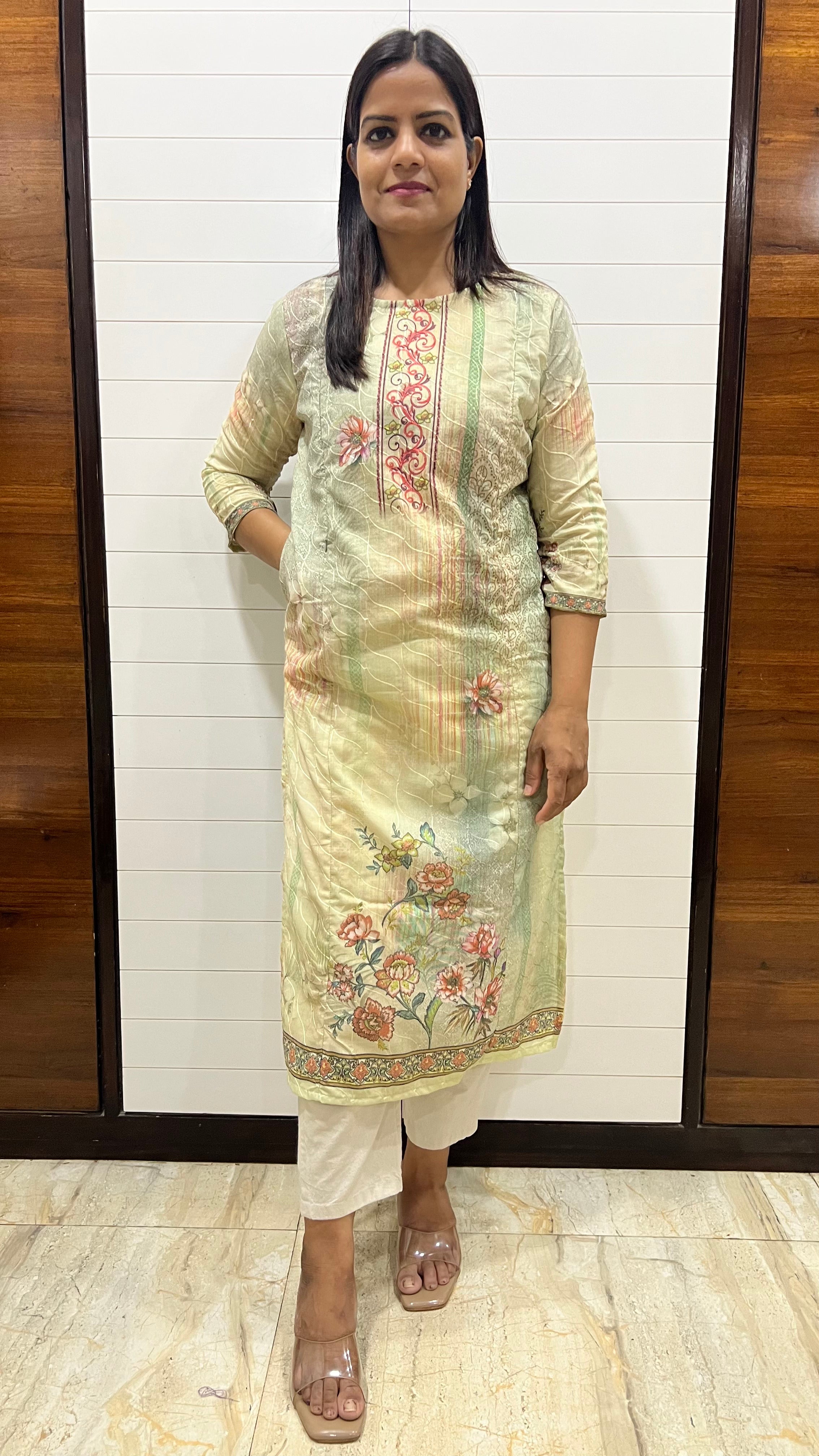 Mumzhug Blend Cotton Digital Print Feeding Kurta β Floral Beige & Sage Green | Hidden Zip Nursing Kurti
