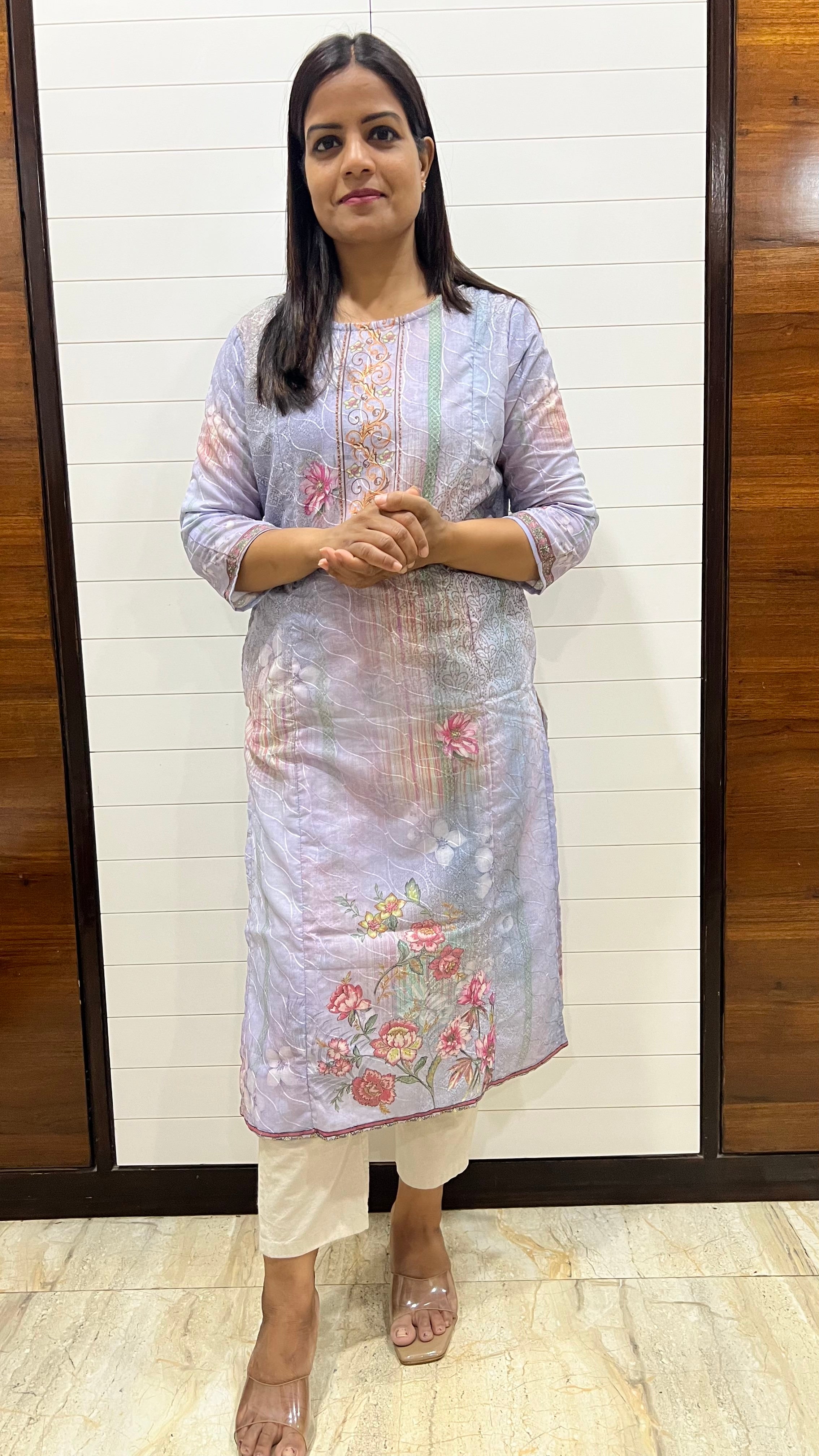 Mumzhug Blend Cotton Digital Print Feeding Kurta – Lavender Floral Nursing Kurti with Hidden Zippers