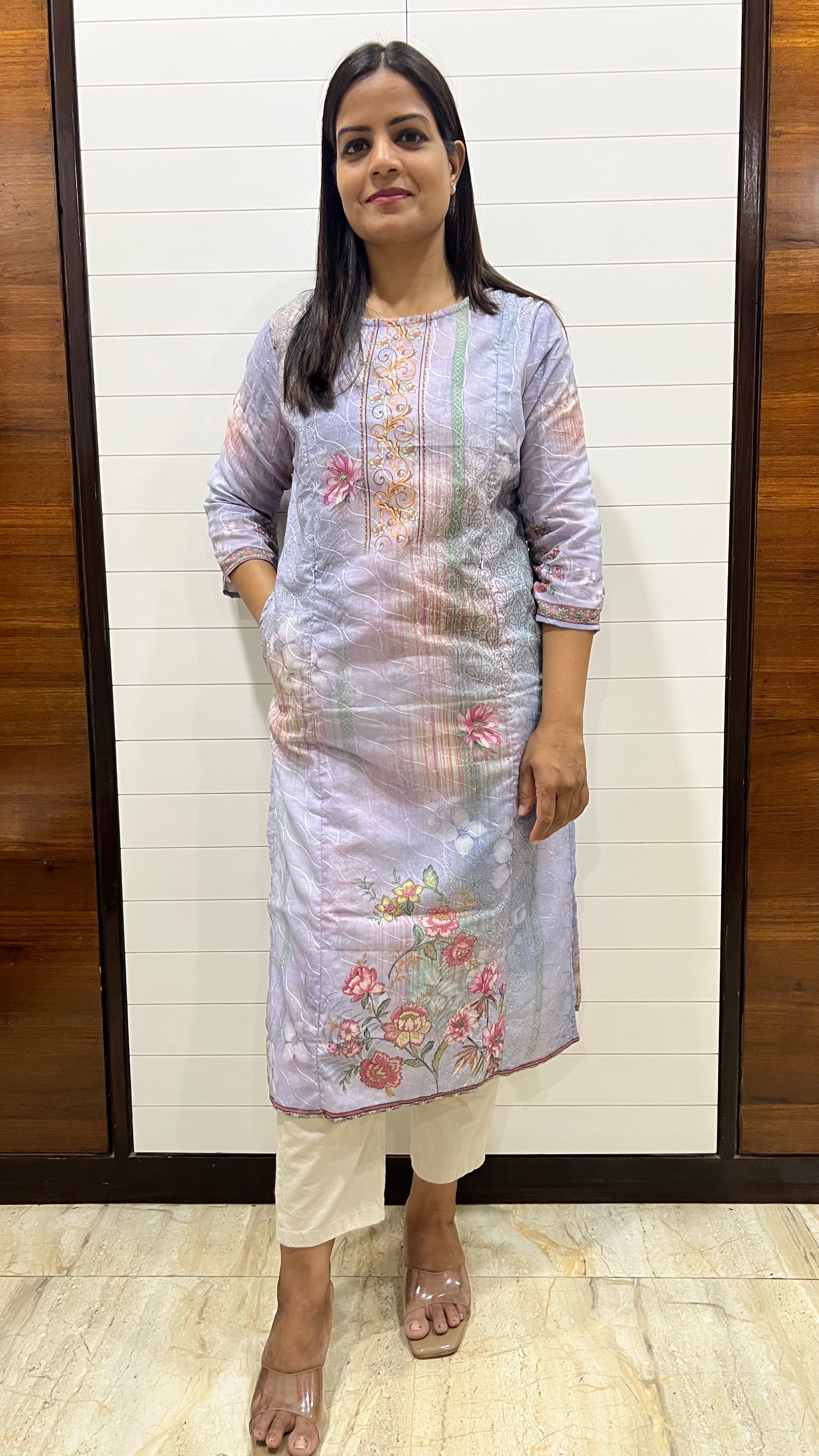 Mumzhug Blend Cotton Digital Print Feeding Kurta – Lavender Floral Nursing Kurti with Hidden Zippers